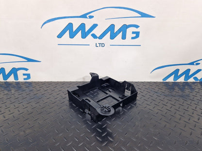 10-18 AUDI A7 4G S-LINE GENUINE OEM BRACKET MOUNT TRIM 4G8907368