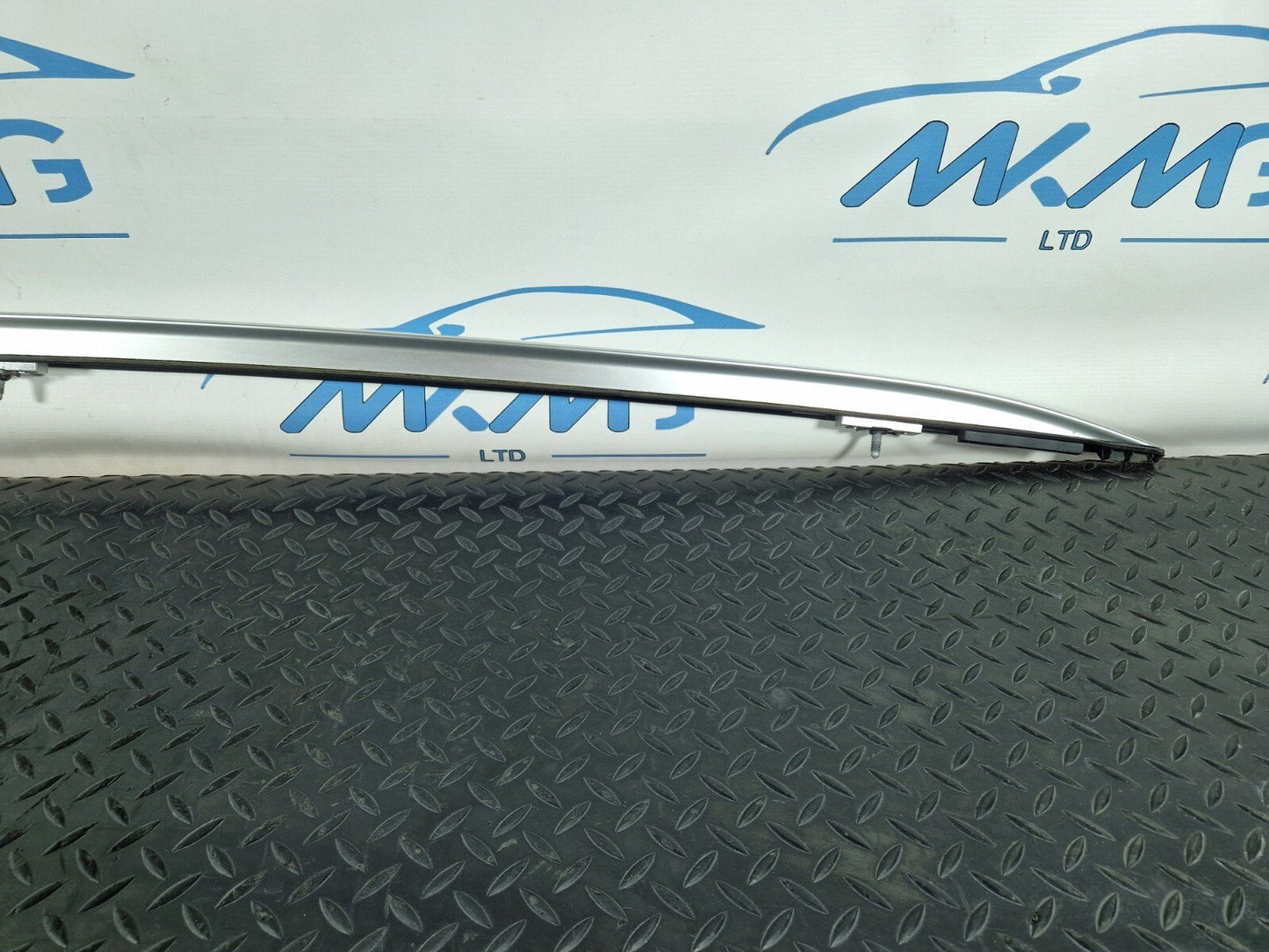 16-22 BMW X1 F48 GENUINE RIGHT DRIVER O/S ROOF RAIL TRIM 7356434