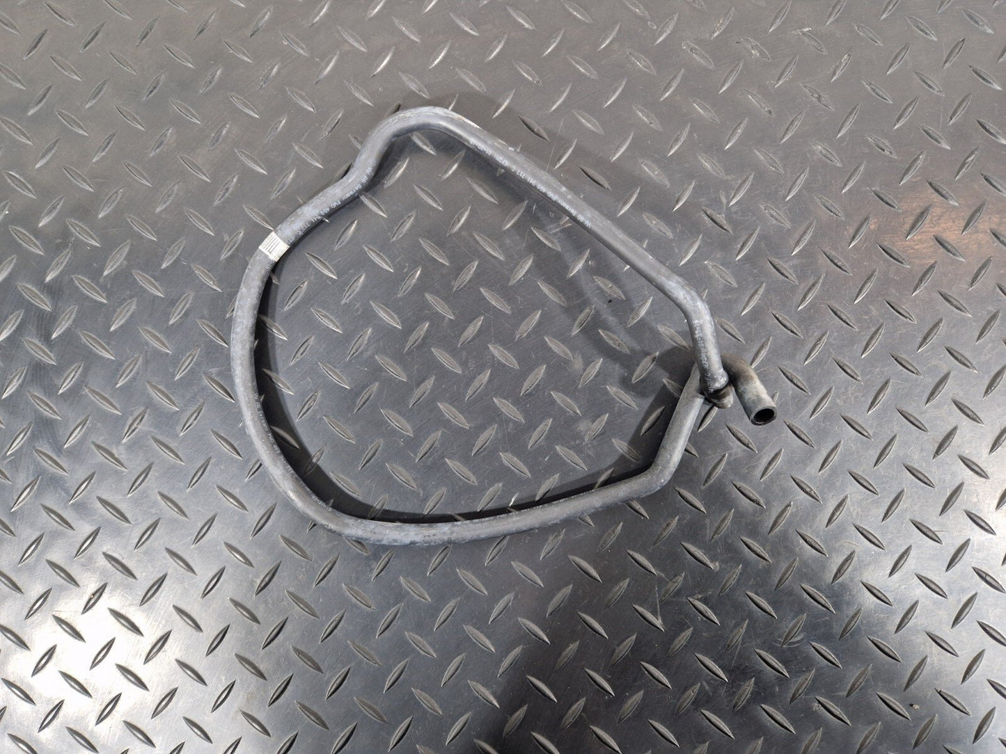 12-18 AUDI A6 C7 GENUINE FRONT LEFT HEADLIGHT BREATHER HOSE 4G0941717C