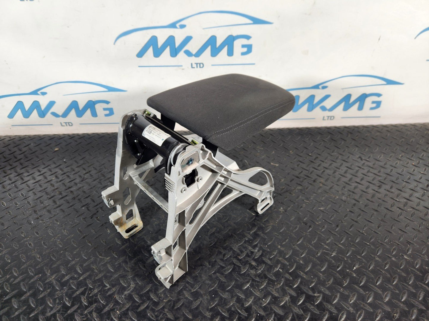 AUDI A5 F5 GENUINE CENTRE CONSOLE ARM REST 8W0864283A