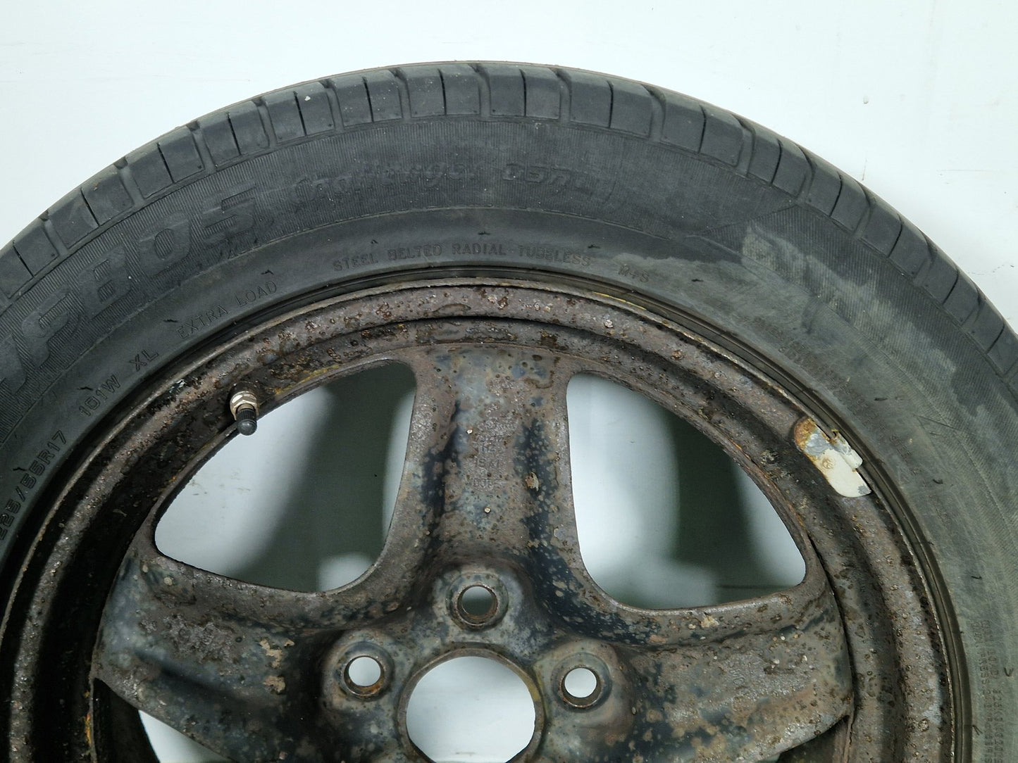 Ford C-Max MK1 17" Alloy Wheel with Tyre 6mm 225/55/17