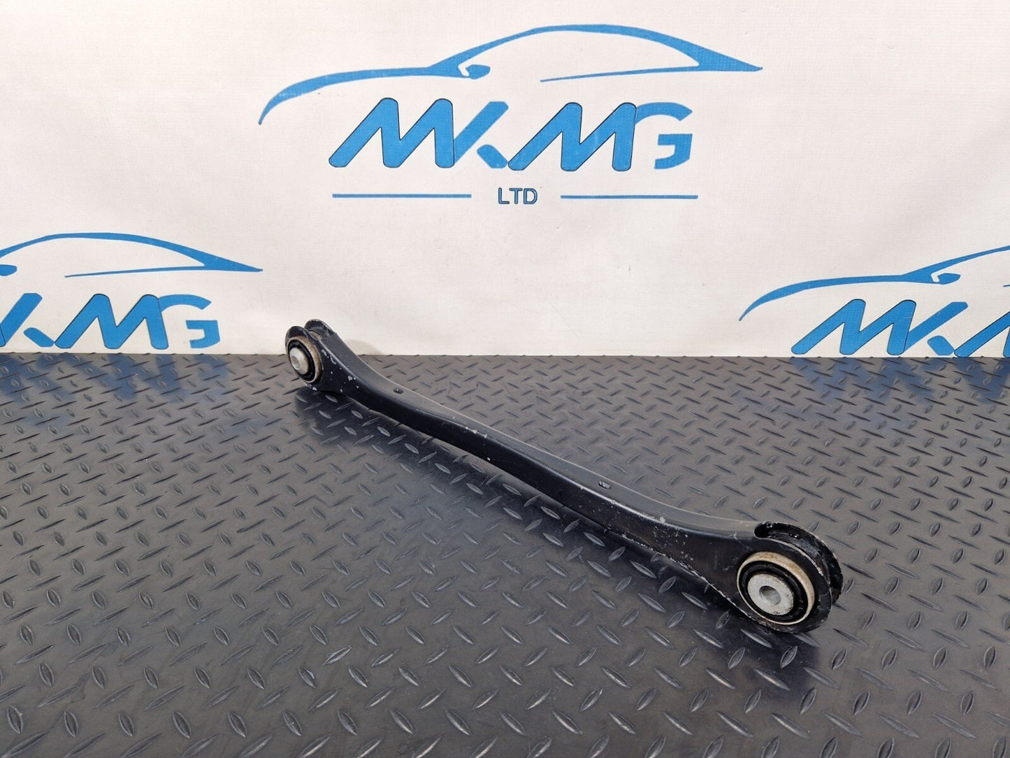 16-19 AUDI A4 B9 GENUINE OEM REAR RIGHT O/S TRAILING CONTROL ARM 8W0501530D