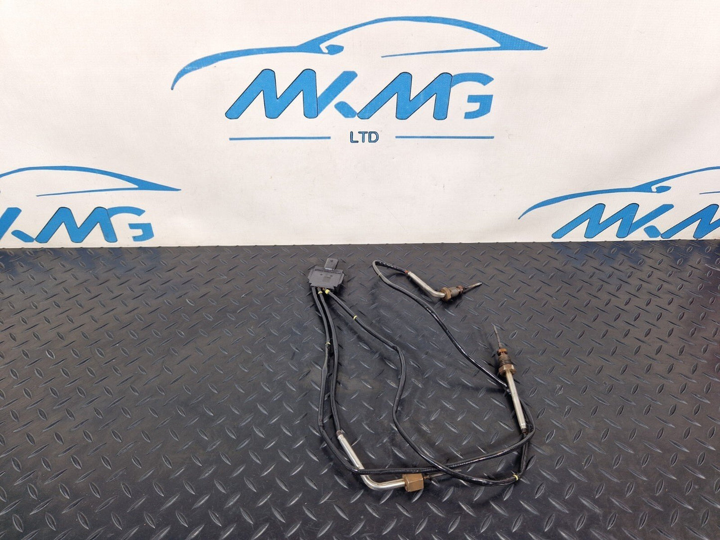 19-ON MERCEDES BENZ A CLASS W177 EXHAUST TEMPERATURE SENSOR A0009053806