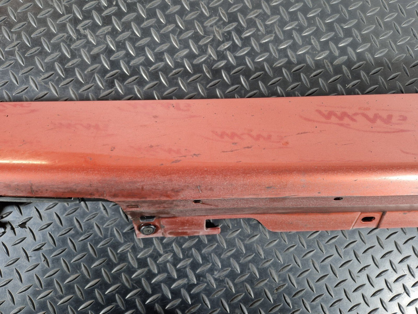 14-21 BMW 2 SERIES GRAN TOURER F45 F46 LEFT SIDE SKIRT IN ORANGE C1X 7318851