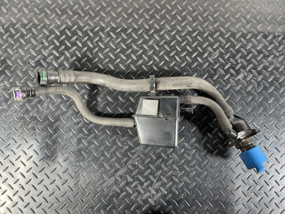 16-19 AUDI A4 B9 2.0TDI  GENUINE ADBLUE TANK FILLING HOSES 8W0131963A