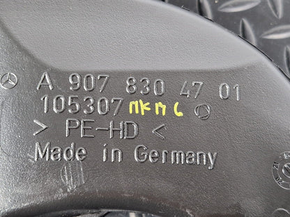 18-ON MERCEDES BENZ SPRINTER W907 W910 OEM AIR VENT DUCT A9078304701