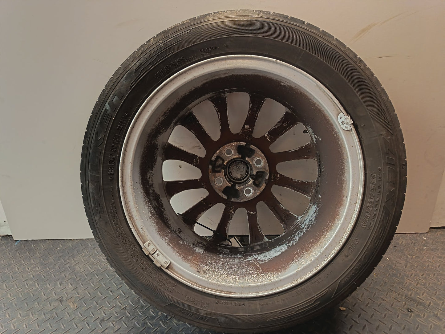 Vauxhall Corsa MK4 (E) (4500) 16" Alloy Wheel with Tyre 195/55/16 ~5mm