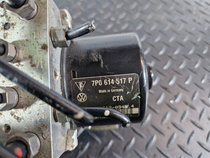 10-18 VW TOUAREG 7P GENUINE ABS PUMP CONTROL MODULE 7P0907379P