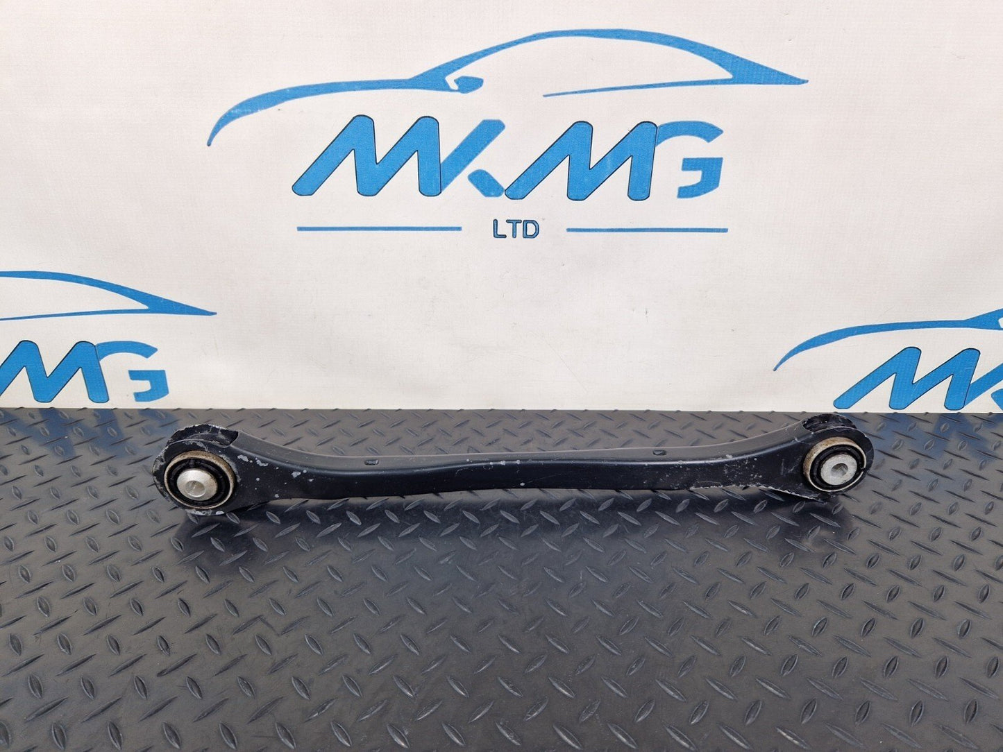 16-19 AUDI A4 B9 GENUINE OEM REAR RIGHT O/S TRAILING CONTROL ARM 8W0501530D