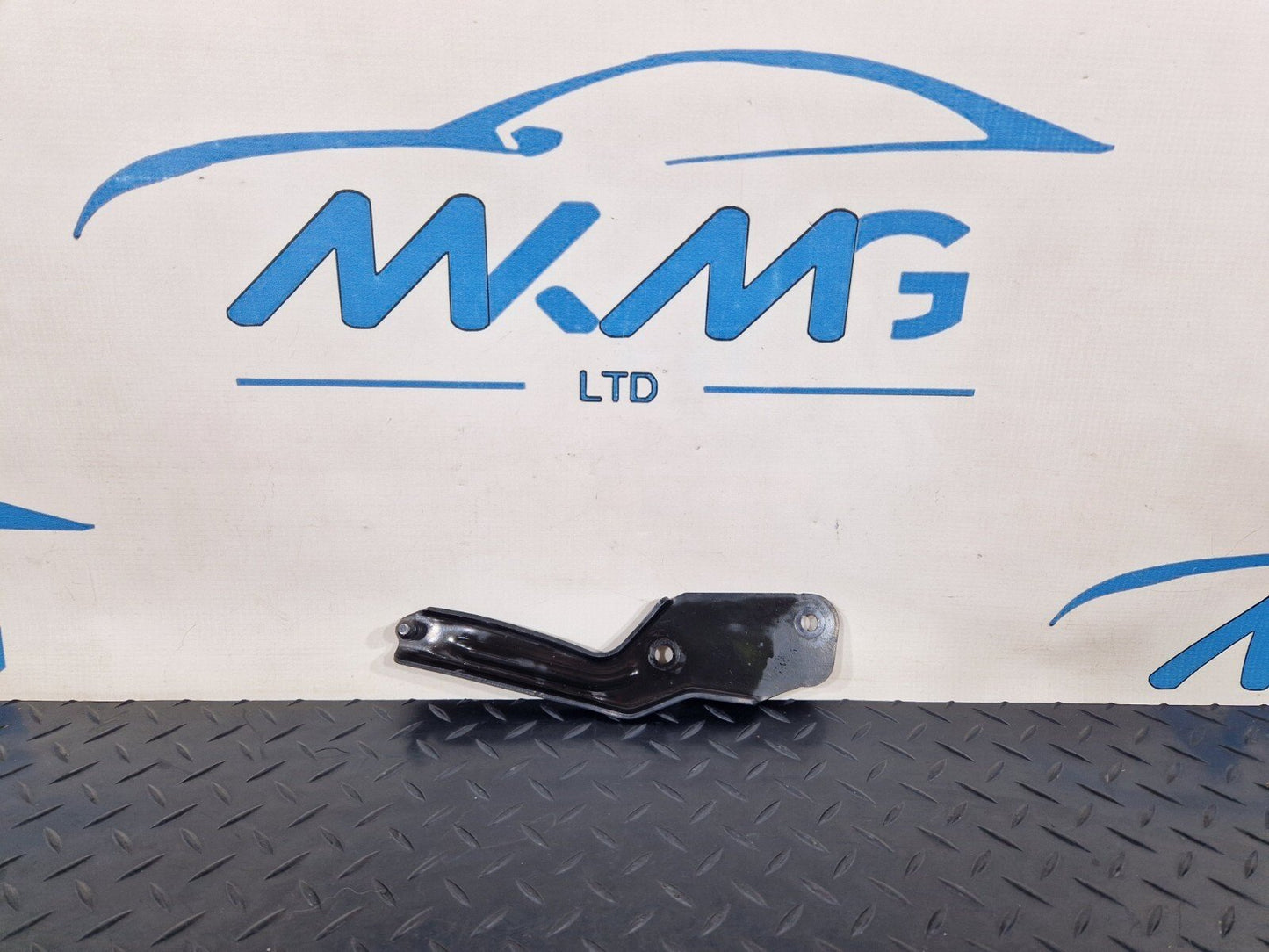 16-24 AUDI A5 F5 CONVERTIBLE GENUINE REAR LID SUSPENSION MOUNTING 8W7827603