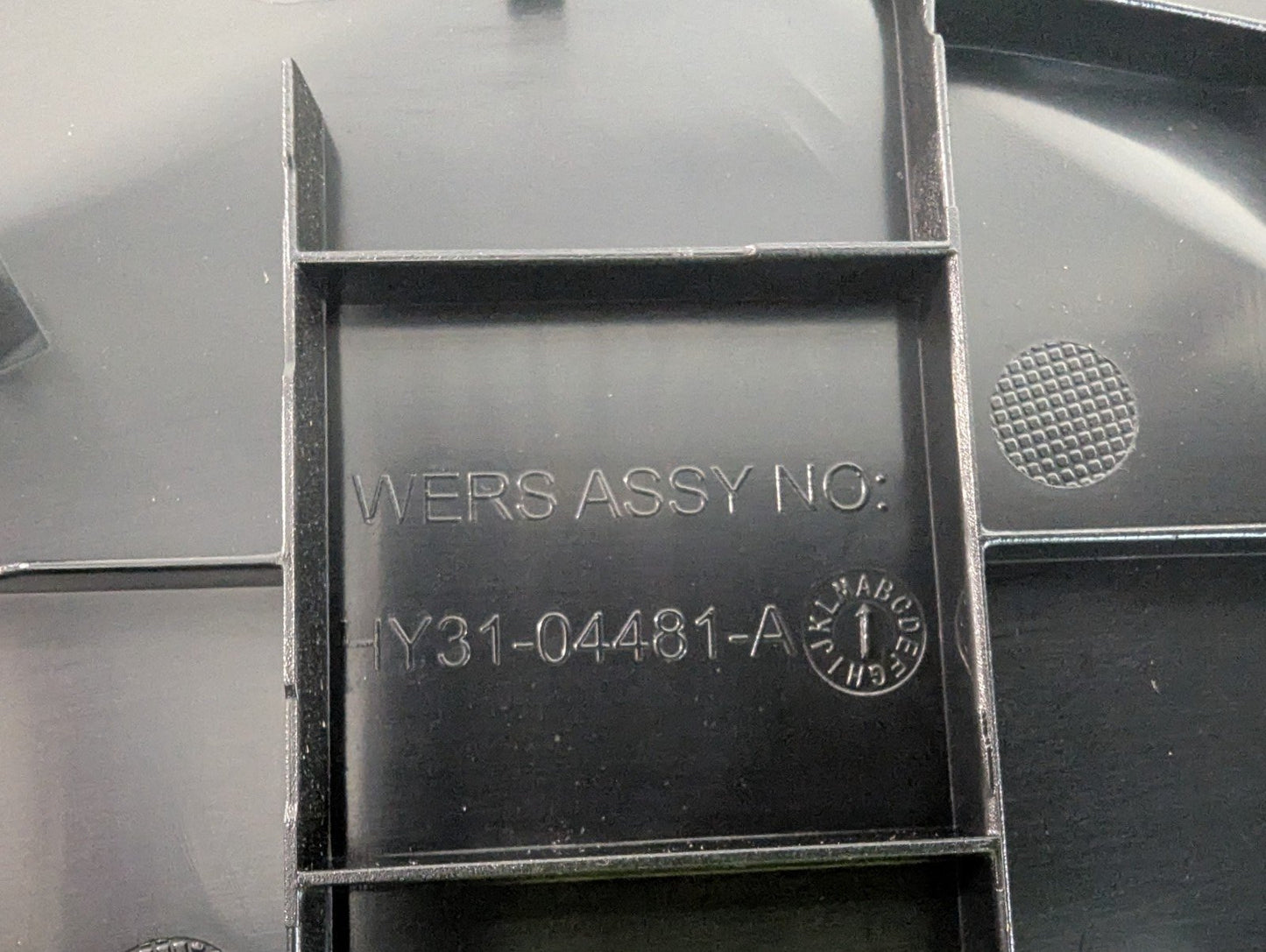 17-ON LAND ROVER DISCOVERY L462 DASHBOARD END TRIM COVER LEFT SIDE HY3104481A