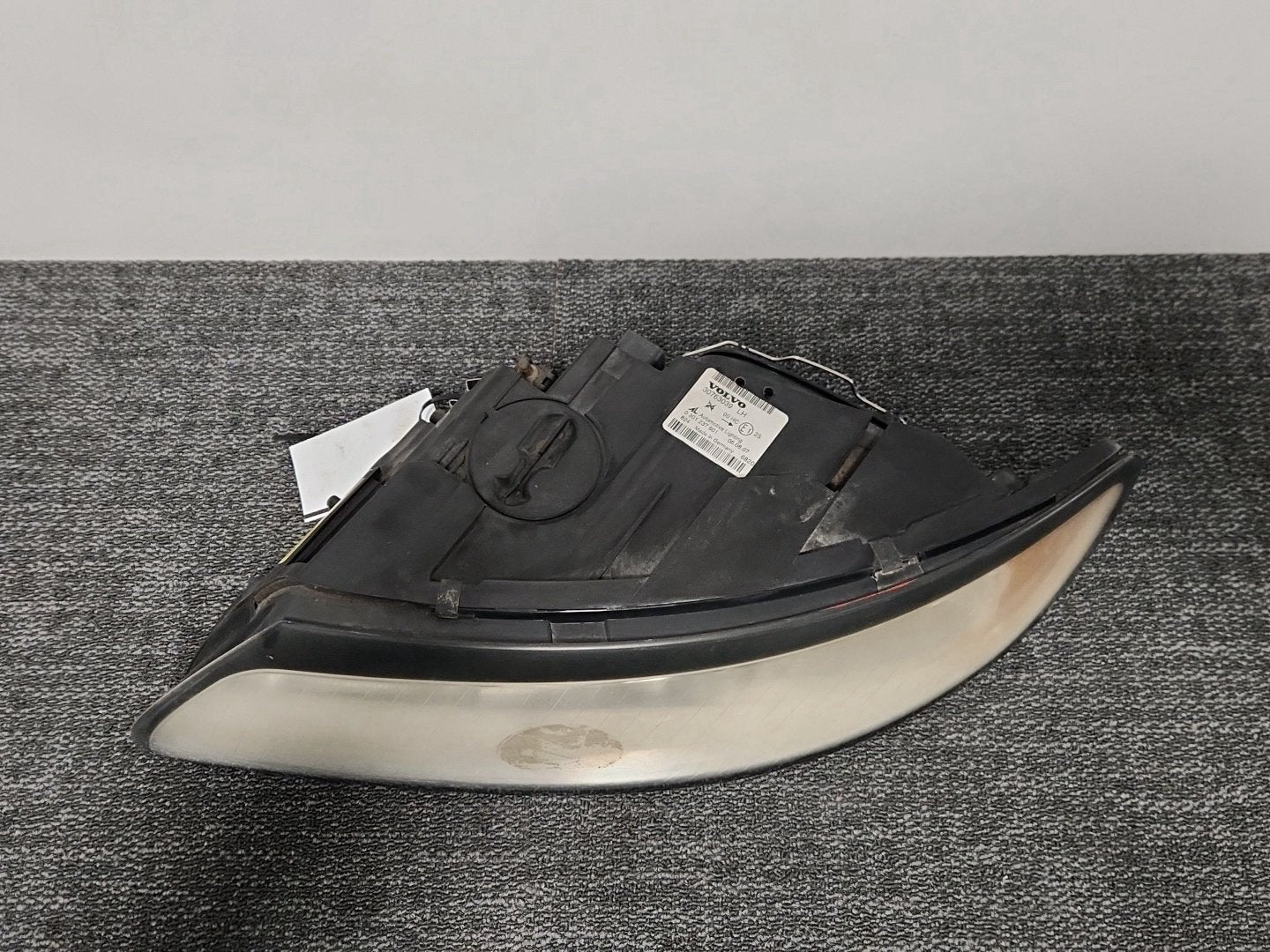 Volvo S40 MK2 (MS) Saloon Genuine Front Left N/S Passenger Headlight 30763039