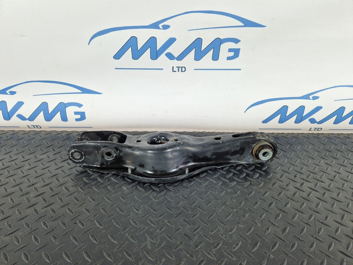 12-18 BMW 3 SERIES F30 LCI REAR WISHBONE ROLL OVER CONTROL ARM 6867540 6867541