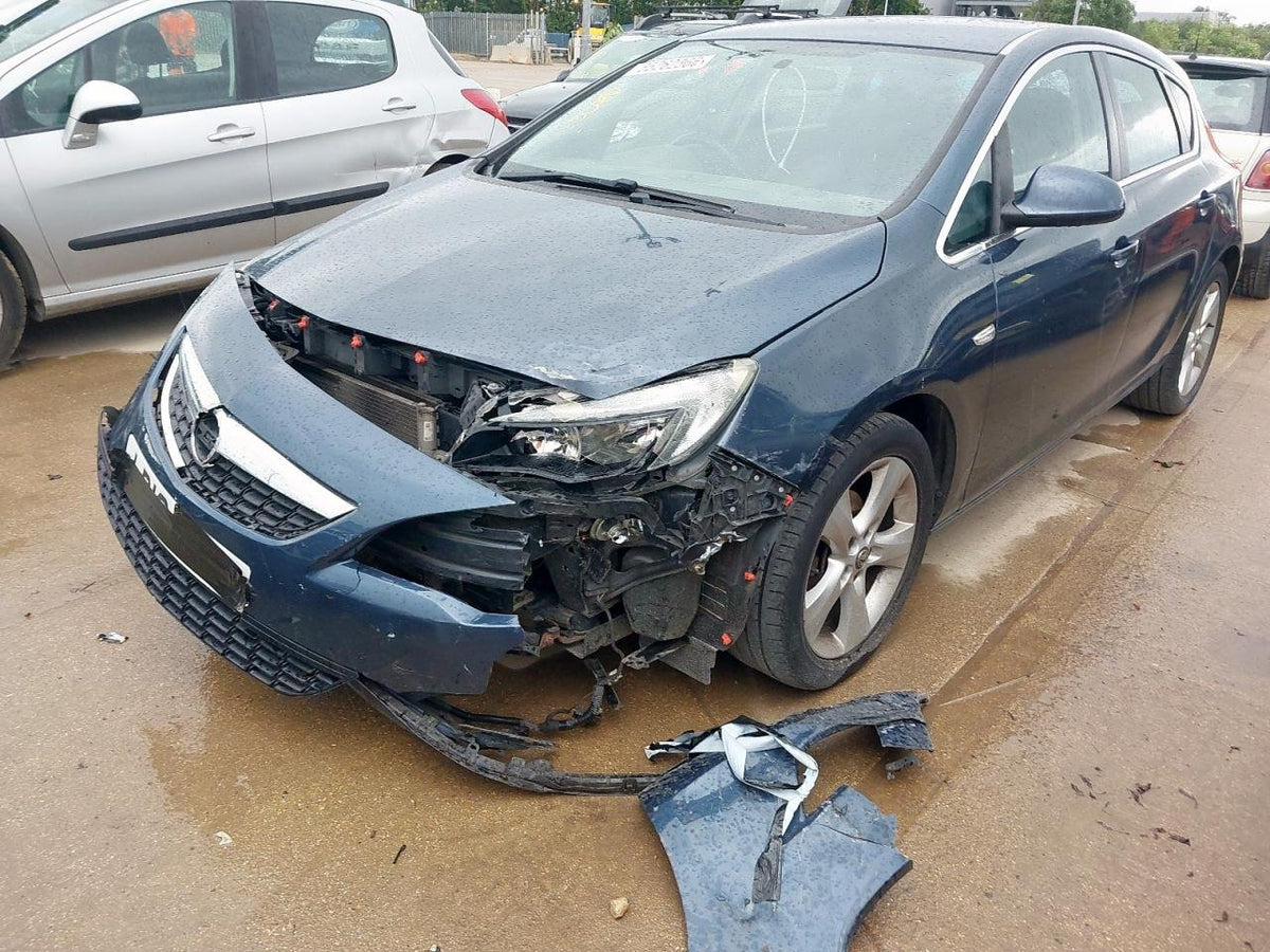 2009-2015 Vauxhall Astra MK6 (J) (A3400)