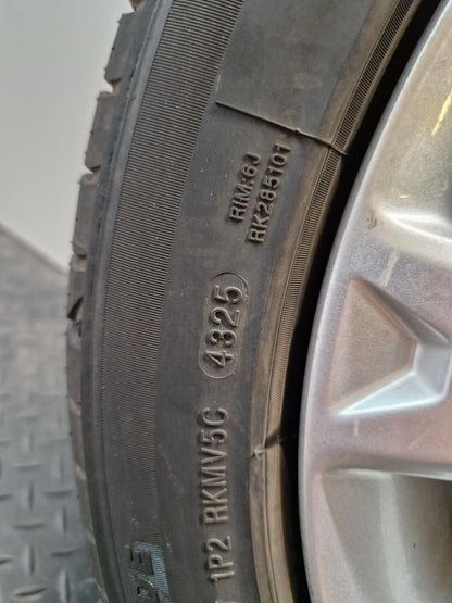 Ford Fiesta MK7 15" Alloy Wheel with Tyre 195/50/15 ~6mm 8V21-1007-GA