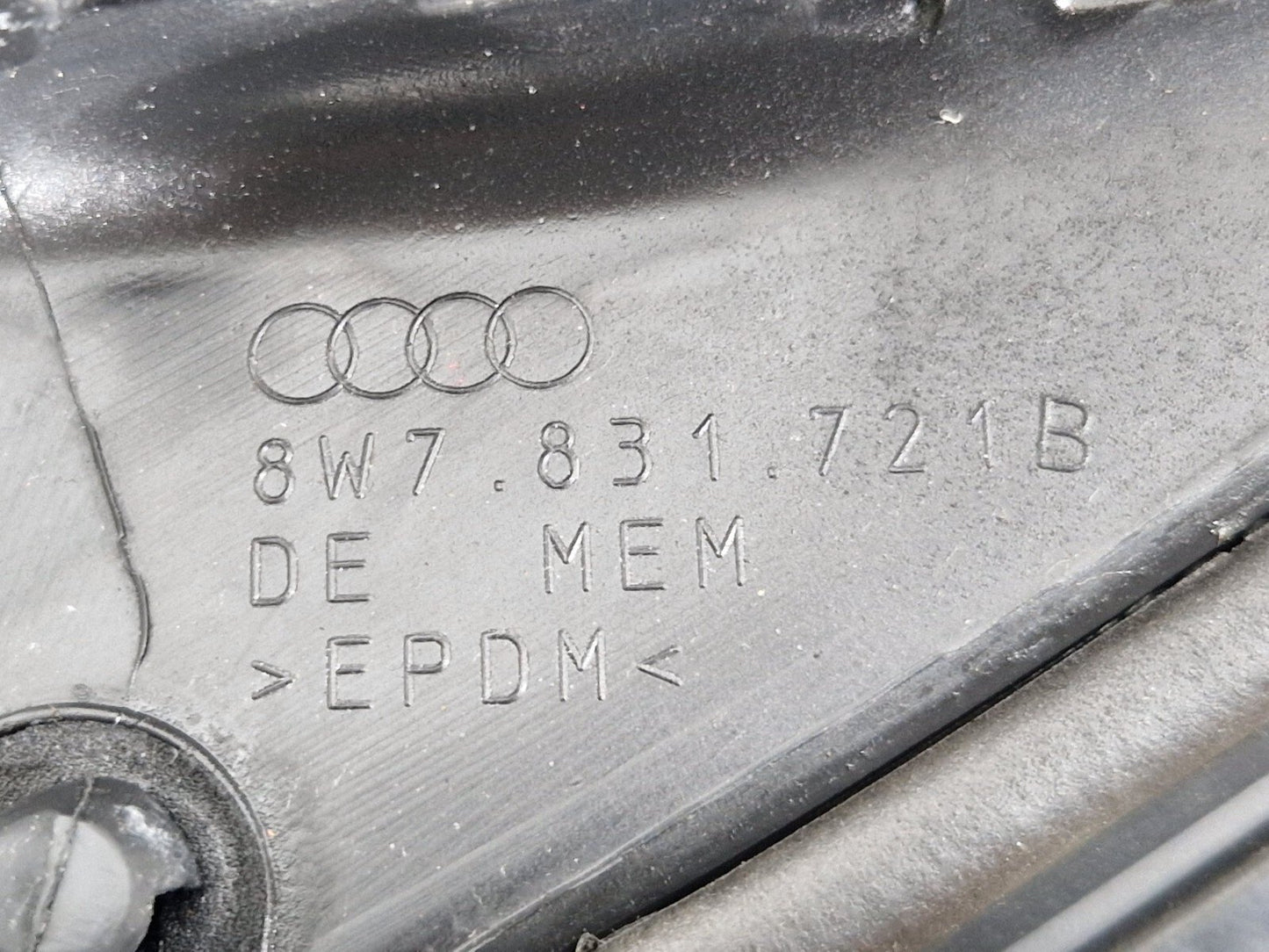 16-24 AUDI A5 F5 GENUINE INNER DOOR SEAL 8W7831721B