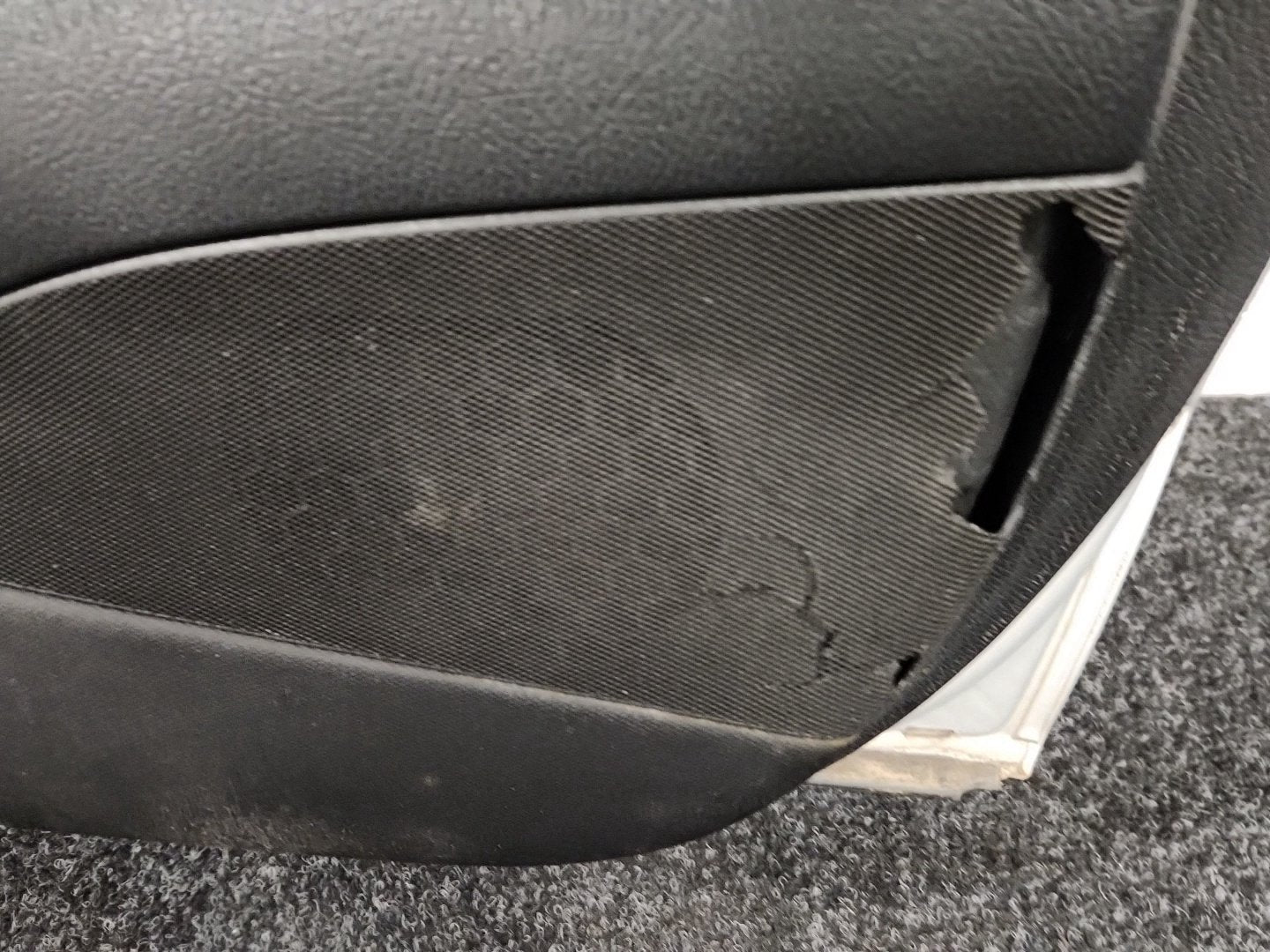 Mercedes CLK-Class C209 Convertible Front Right Complete Door in Iridium Silver