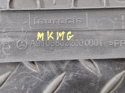 18-ON MERCEDES BENZ SPRINTER W907 W910 OEM RIGHT O/S LOWER TRIM A9106803200