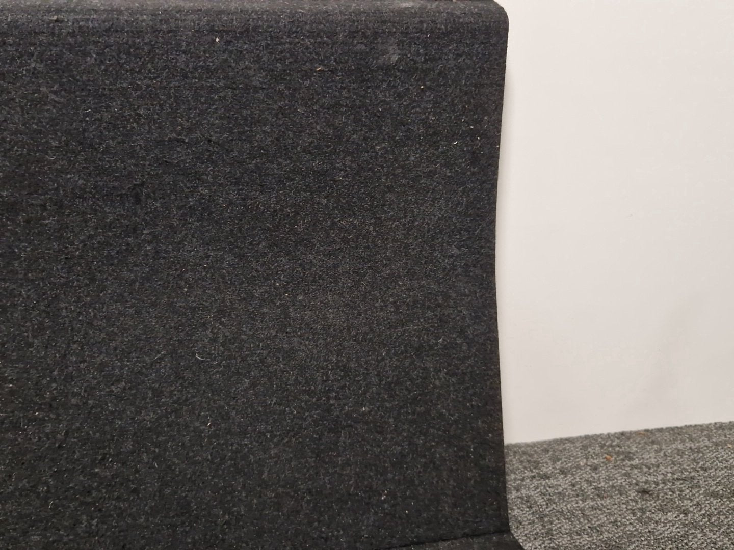 BMW 116i E87 Hatchback Genuine Rear Floor Boot Carpet Mat Liner 54703014