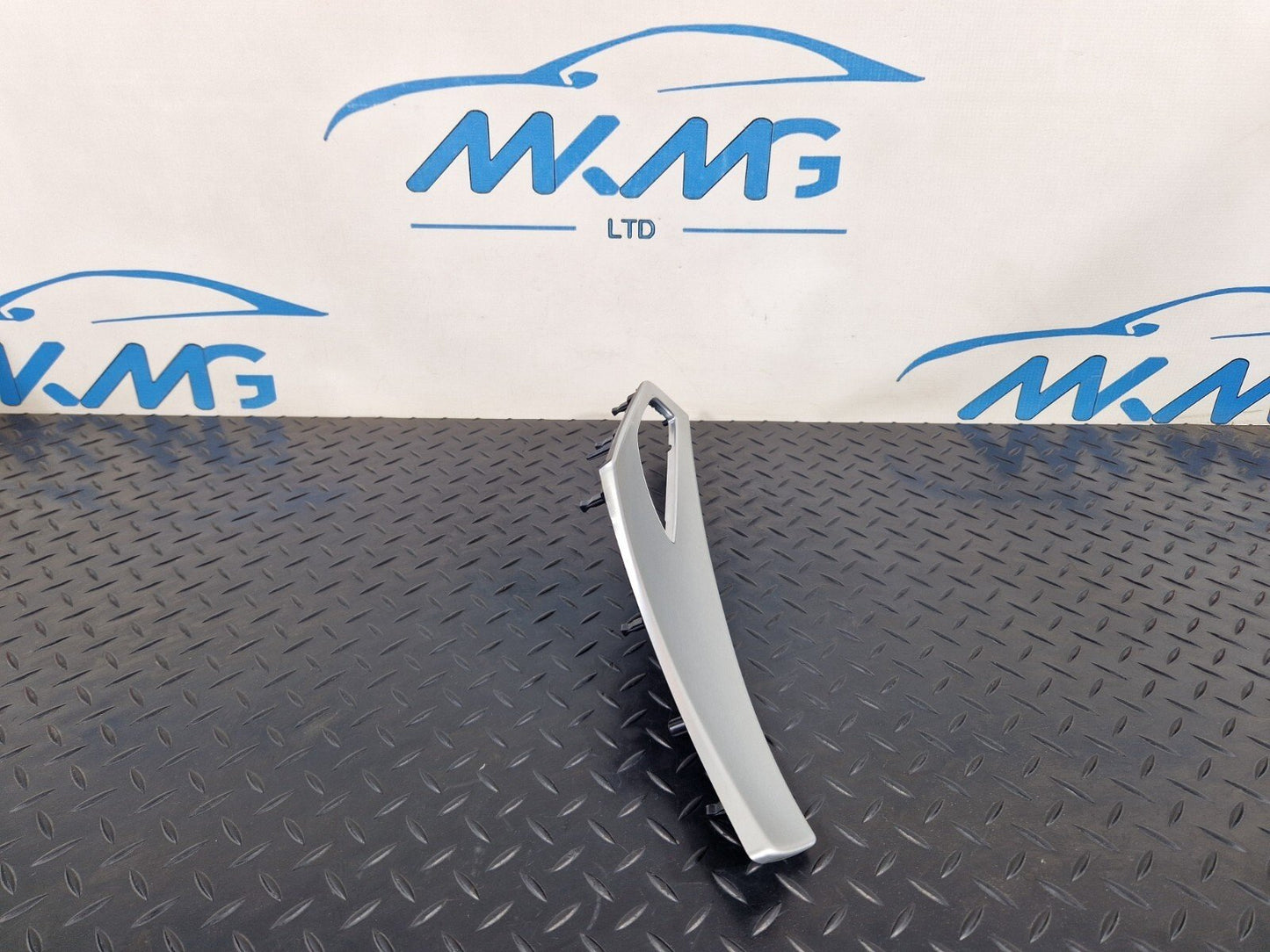 10-18 AUDI A7 4G S-LINE INTERIOR DOOR TRIM FRONT LEFT PASSENGER SIDE 4G8867409