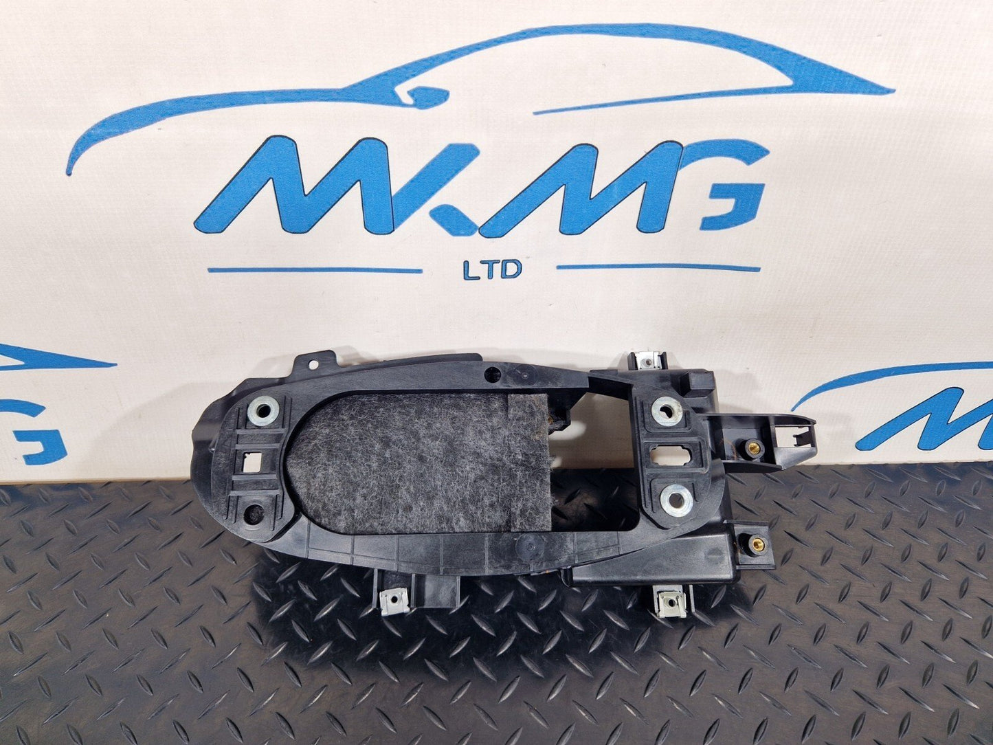 16-23 AUDI A5 F5 S LINE GEAR SHIFTING MECHANISM MOUNTING FRAME 8W2863531