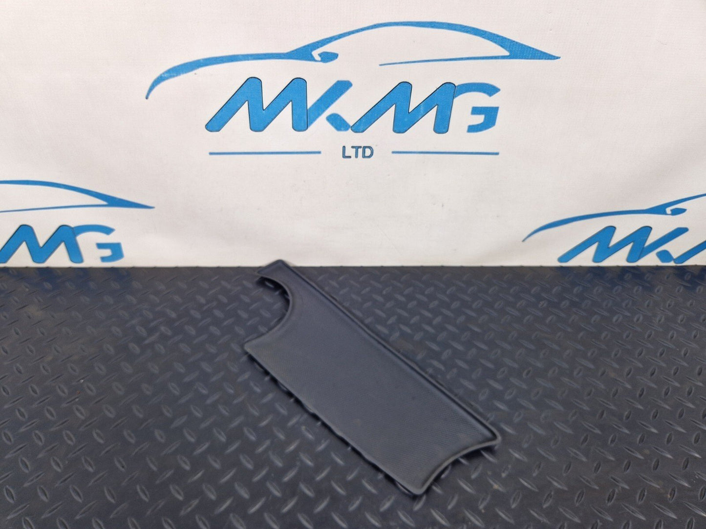 18-ON MERCEDES BENZ SPRINTER W907 W910 OEM EXTERIOR PART A9106891400