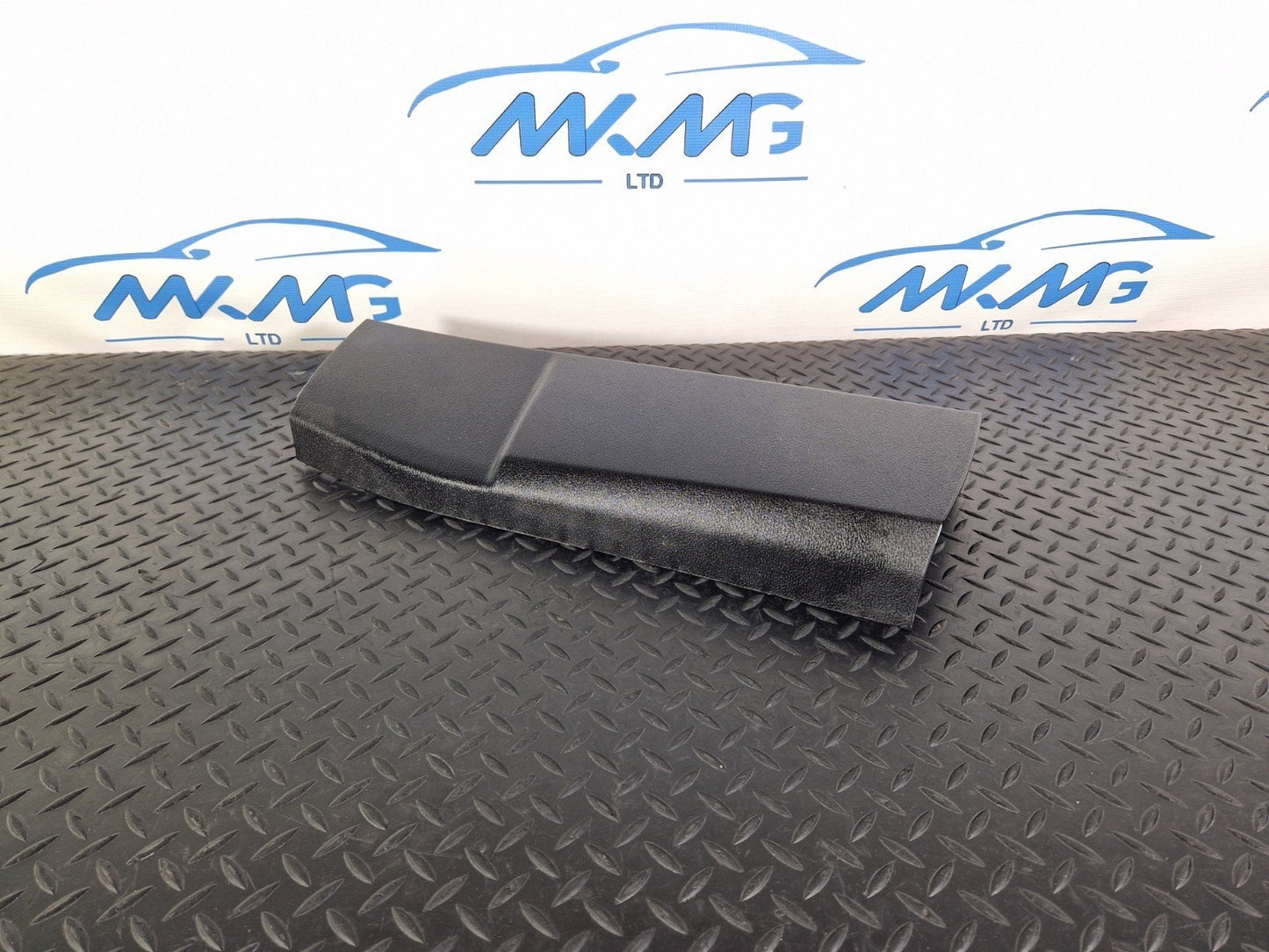 10-13 BMW X5 E70 LCI GENUINE INTERIOR CENTRE RIGHT B PILLAR TRIM 7129754