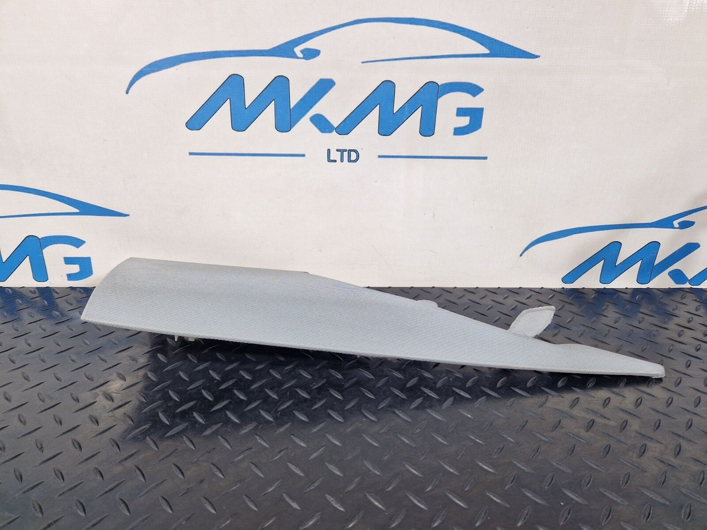 16-19 AUDI A4 B9 GENUINE REAR LEFT SIDE C-PILLAR TRIM 8W5867245