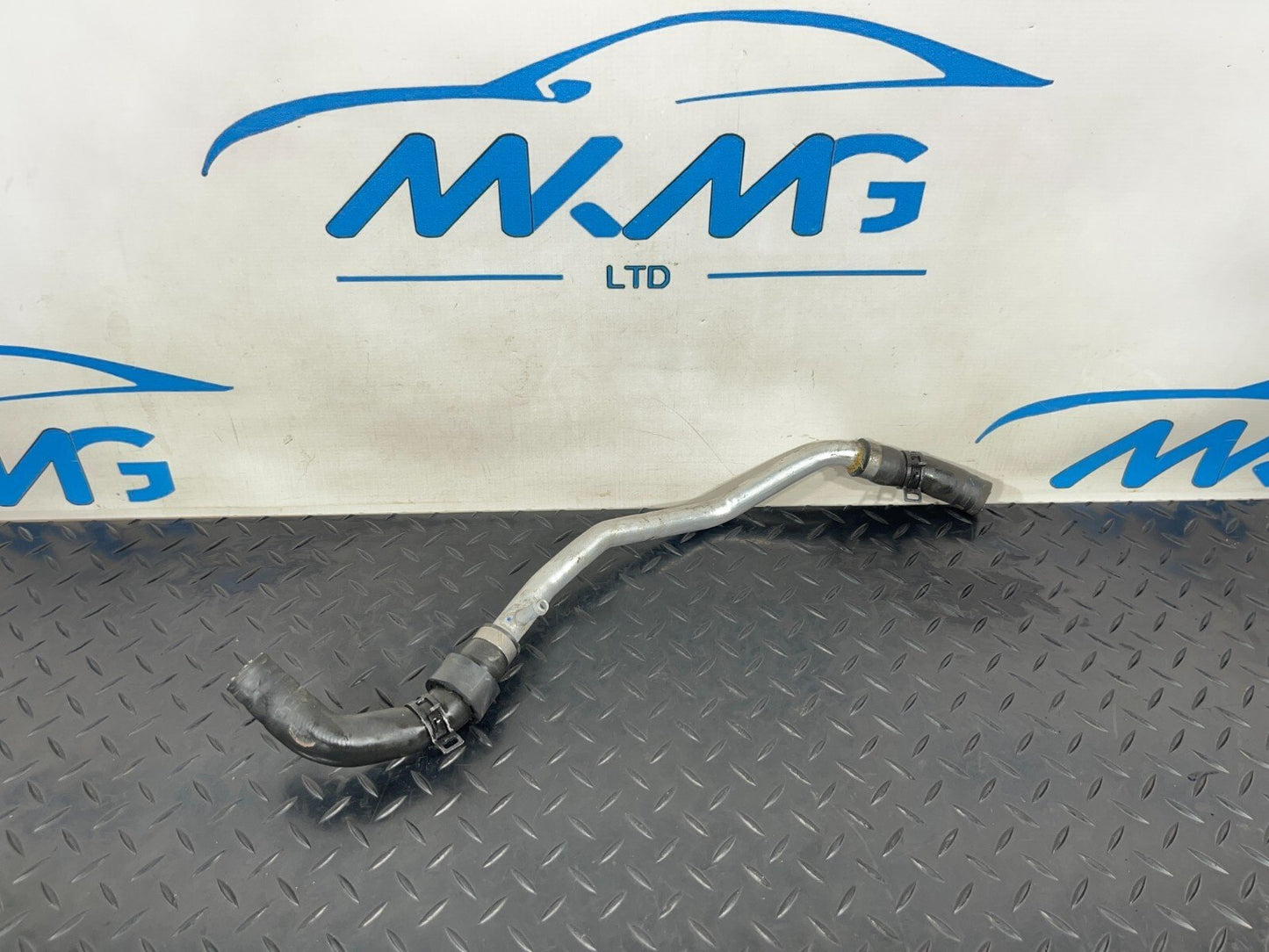 14-21 MERCEDES BENZ C300h W205 GENUINE COOLANT HOSE PIPE A2058303302