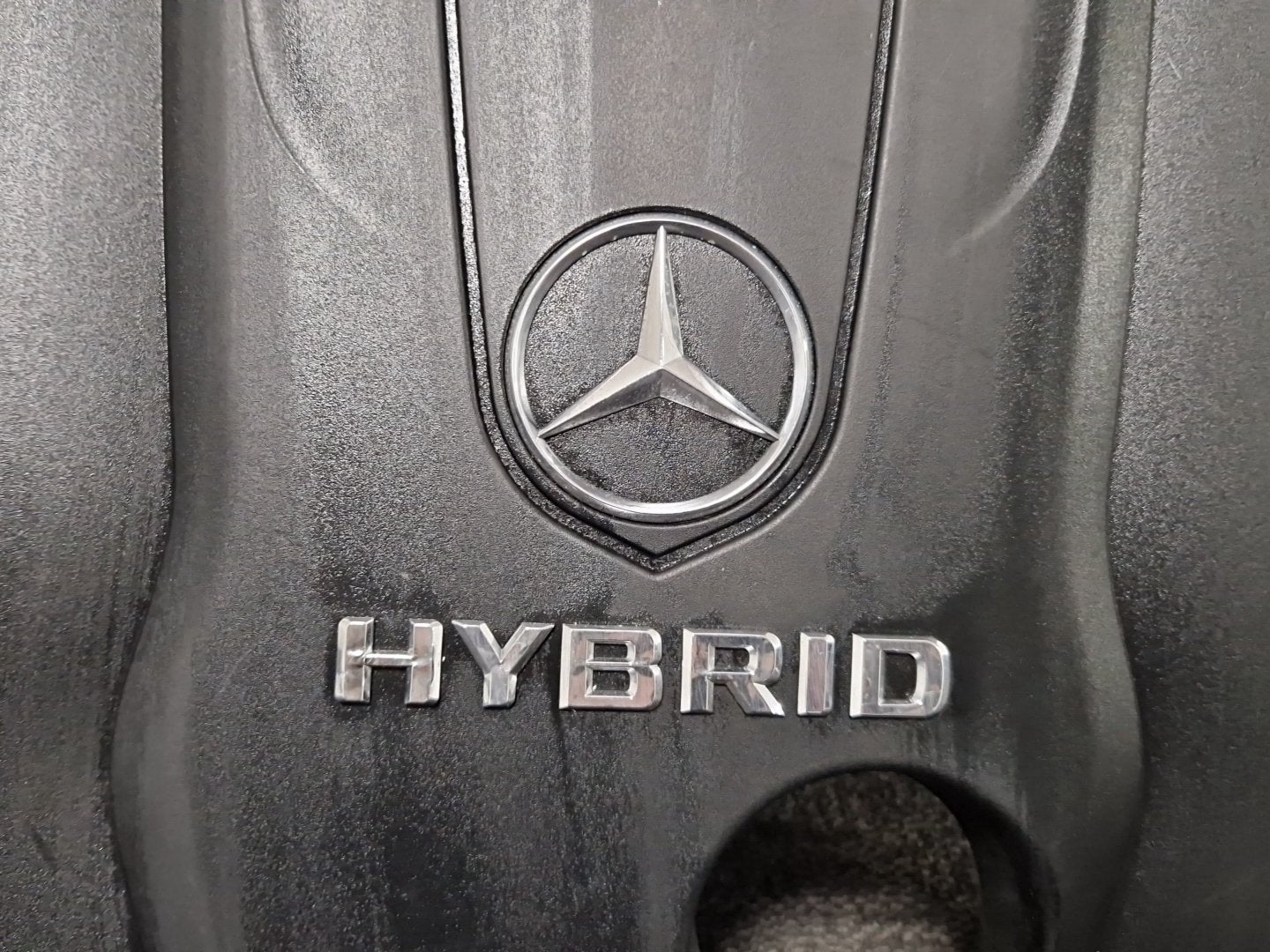 Mercedes-Benz C-Class W205 Genuine Engine Top Cover A6510108915