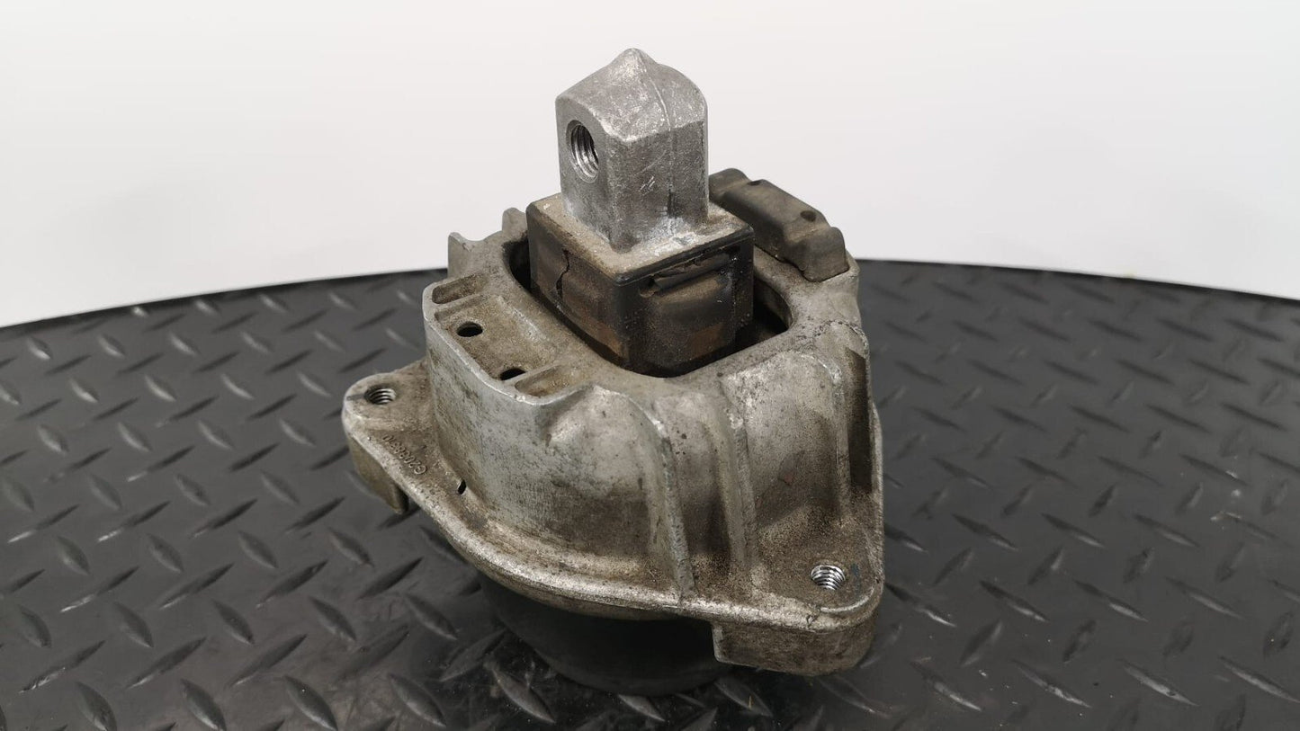 11-16 BMW M5 F10 5-SERIES 4.4L V8 PETROL RIGHT SIDE ENGINE MOUNT 6851264 *B110