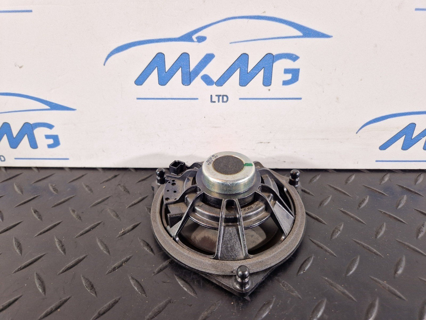 16-19 MERCEDES BENZ GLE W166 REAR ROOF SPEAKER FITS LEFT & RIGHT A2318201202