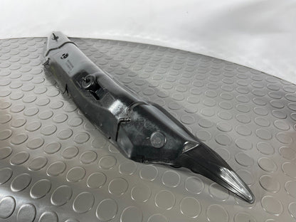 12-18 MERCEDES A-CLASS W176 GENUINE FRONT LEFT FENDER SEAL A1768890125