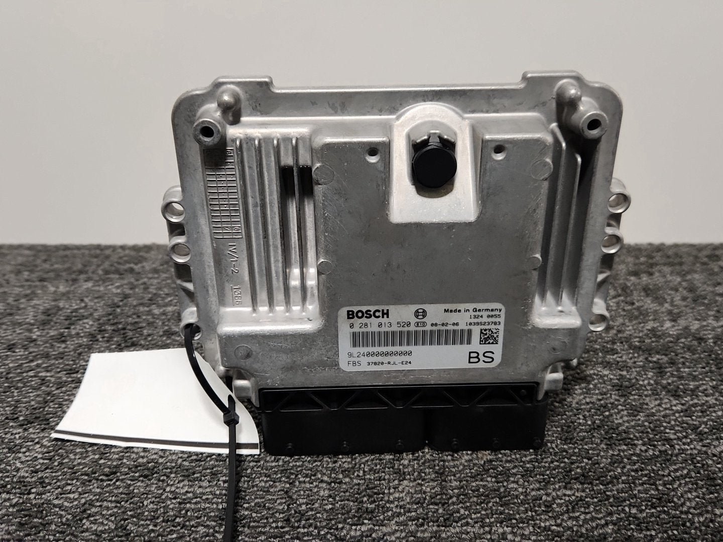 Honda FR-V MK1 (BE57) 2.2 Diesel Genuine Engine Control Unit ECU 0281013520