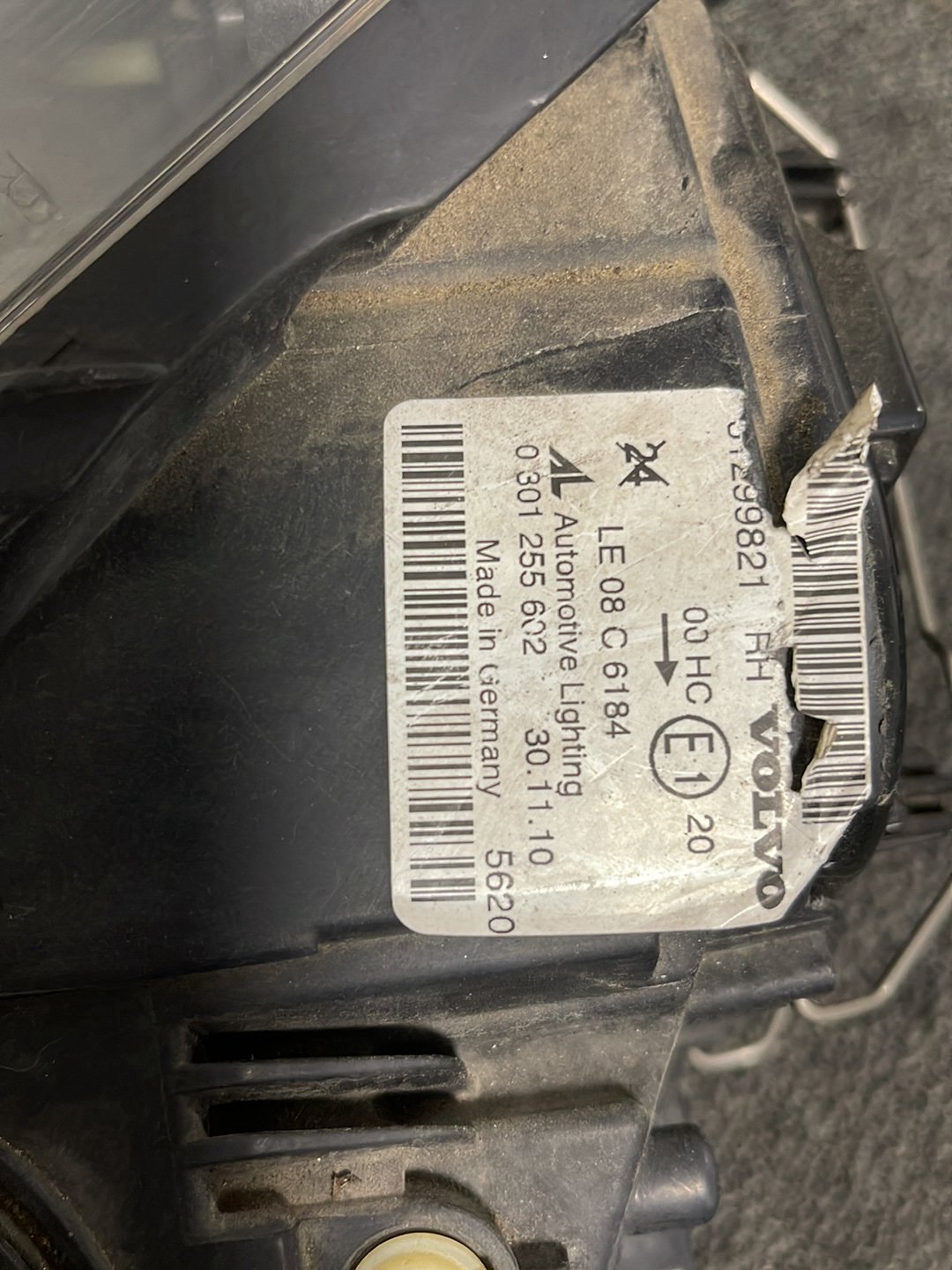 Volvo C30 MK1 FL (MK) (533) Coupe Genuine Front Right O/S Driver Headlight