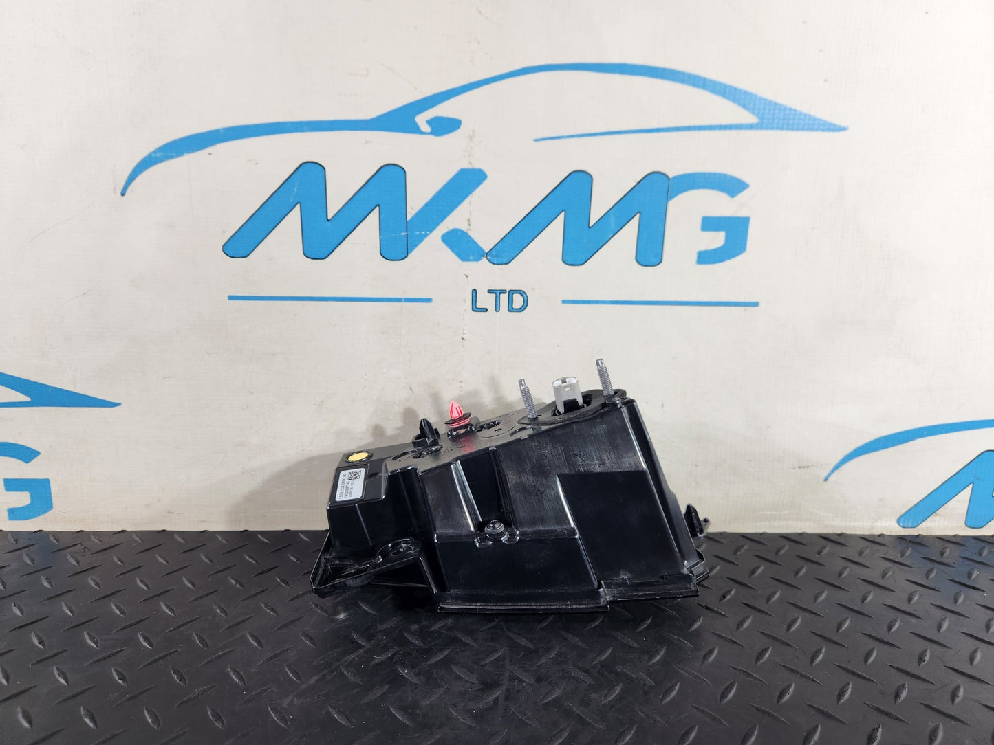 2019 - 2025 Range Rover Evoque L551 Rear Right O/S Tailgate Light R8D2-13A420-AD