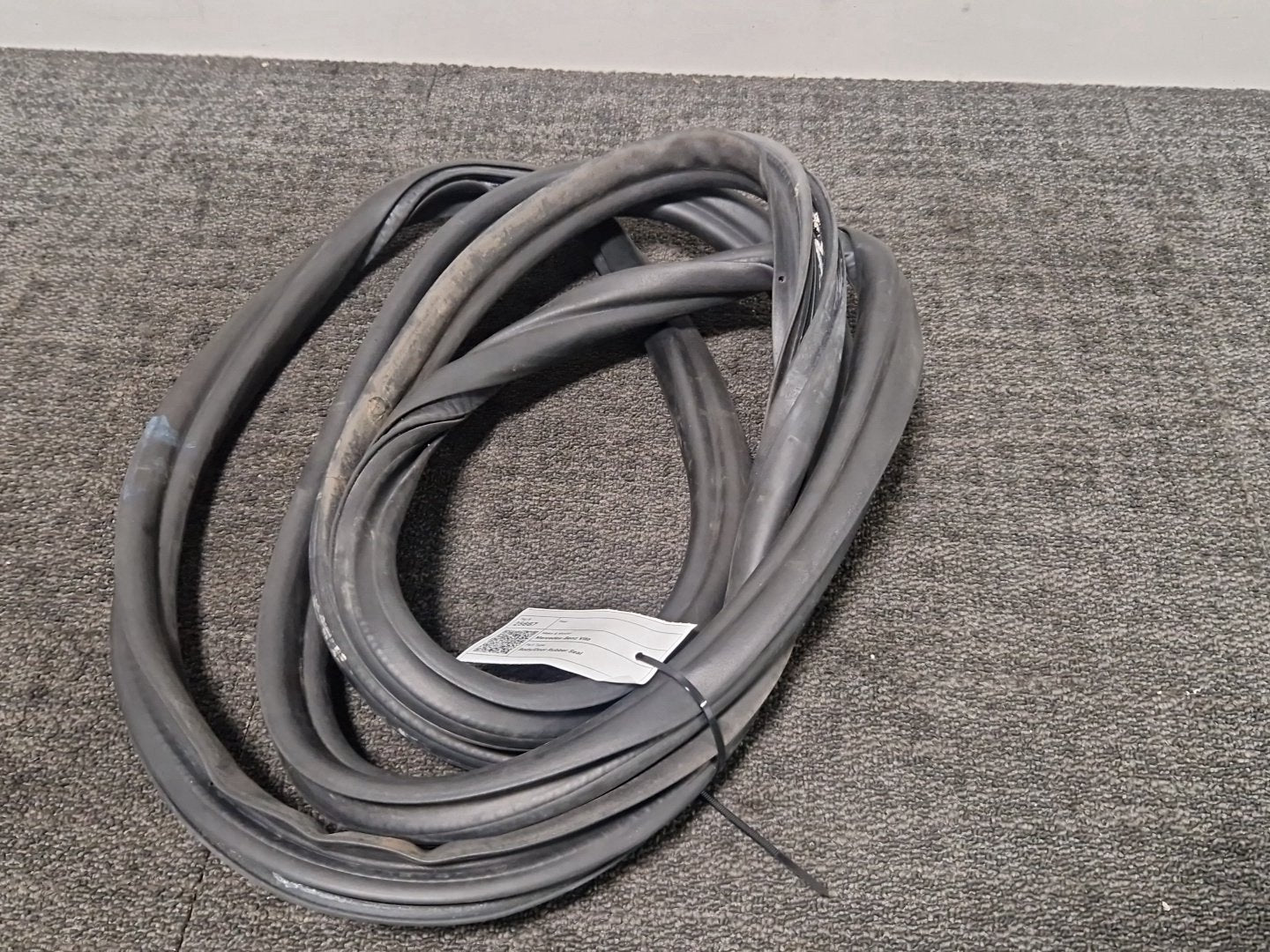 Mercedes-Benz Vito V-Class W447 Body Door Rubber Seal