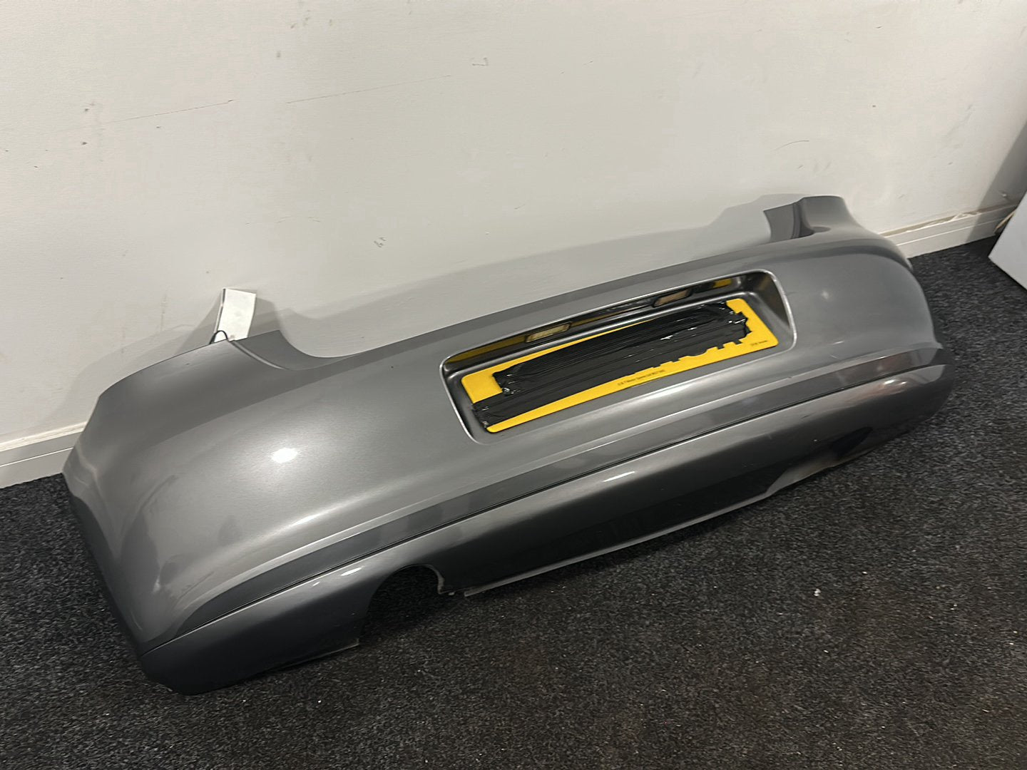 Volkswagen Polo 6R- MK5 Hatchback Rear Bumper in Pepper Grey U5/ D7R