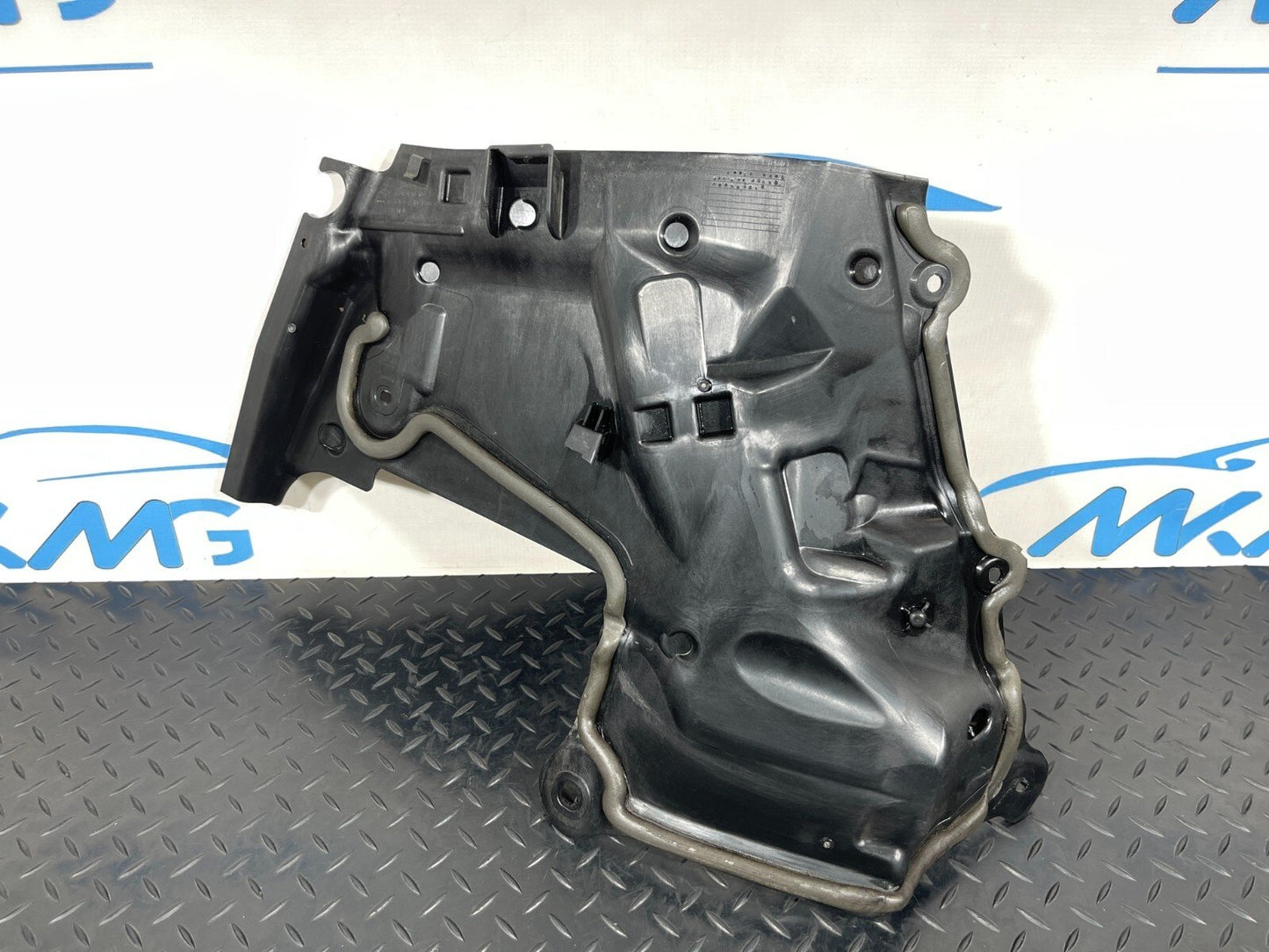 14-21 MERCEDES BENZ C300e W205 GENUINE ENGINE COMPARTMENT PANEL A2056200140