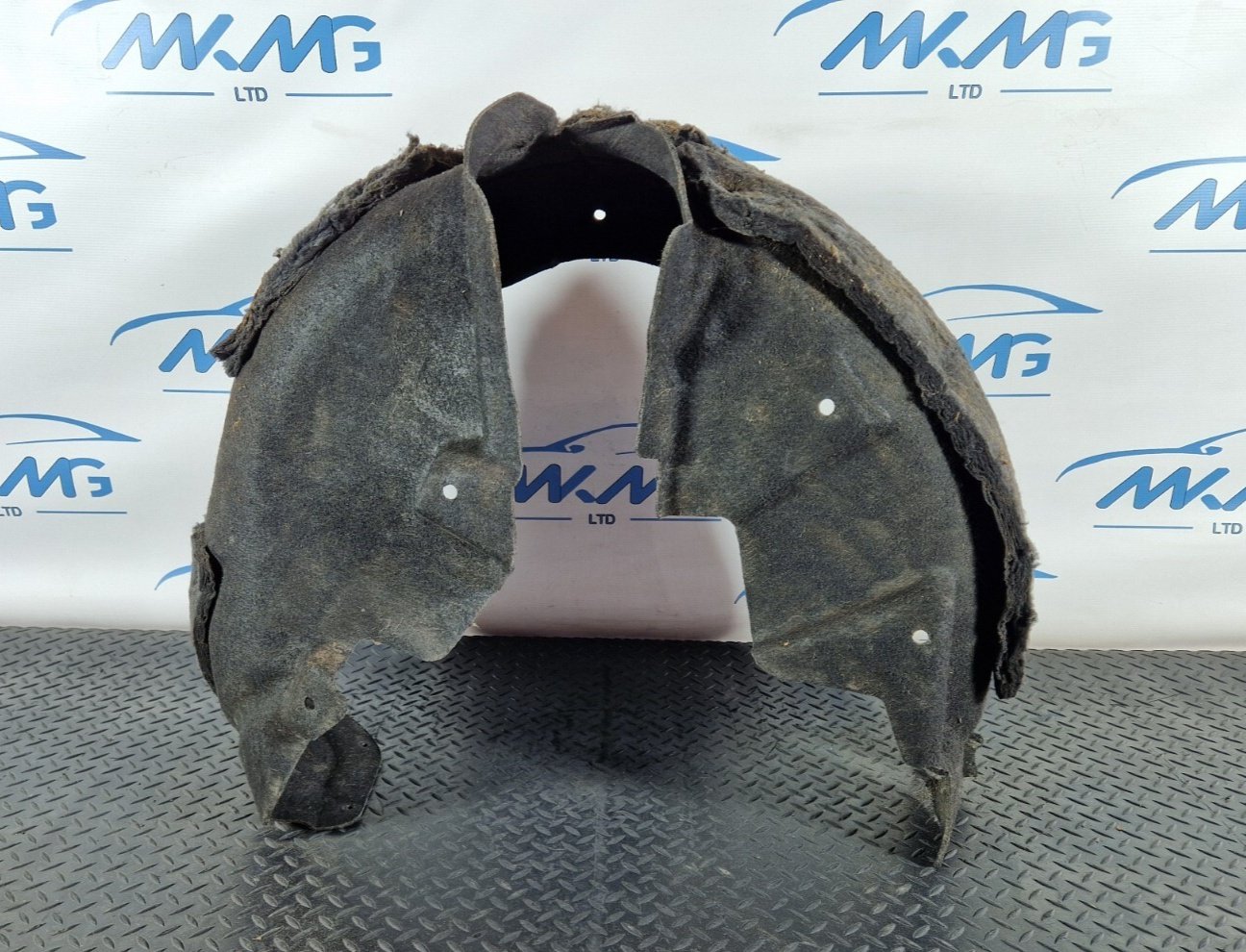 10-17 AUDI A8 4H REAR RIGHT O/S WHEEL ARCH LINER GUARD 4H0810172E