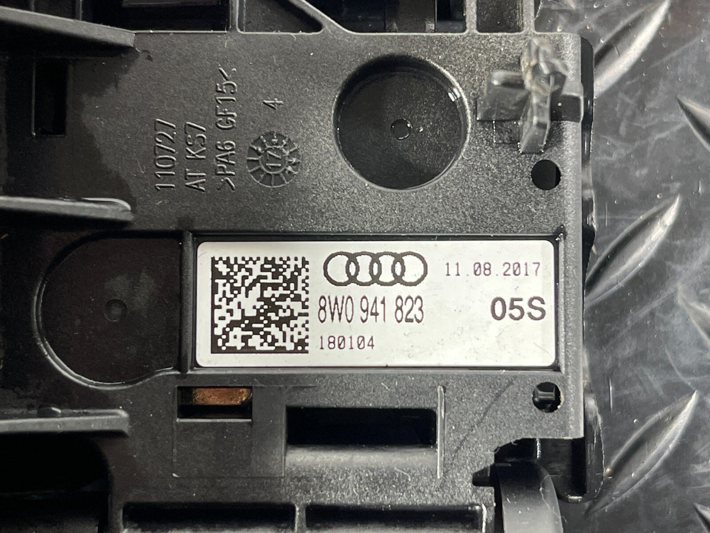 16-23 AUDI A5 F5 S-LINE FUSE BOX POWER DISTRIBUTION CONTROL MODULE 8W0941824AN