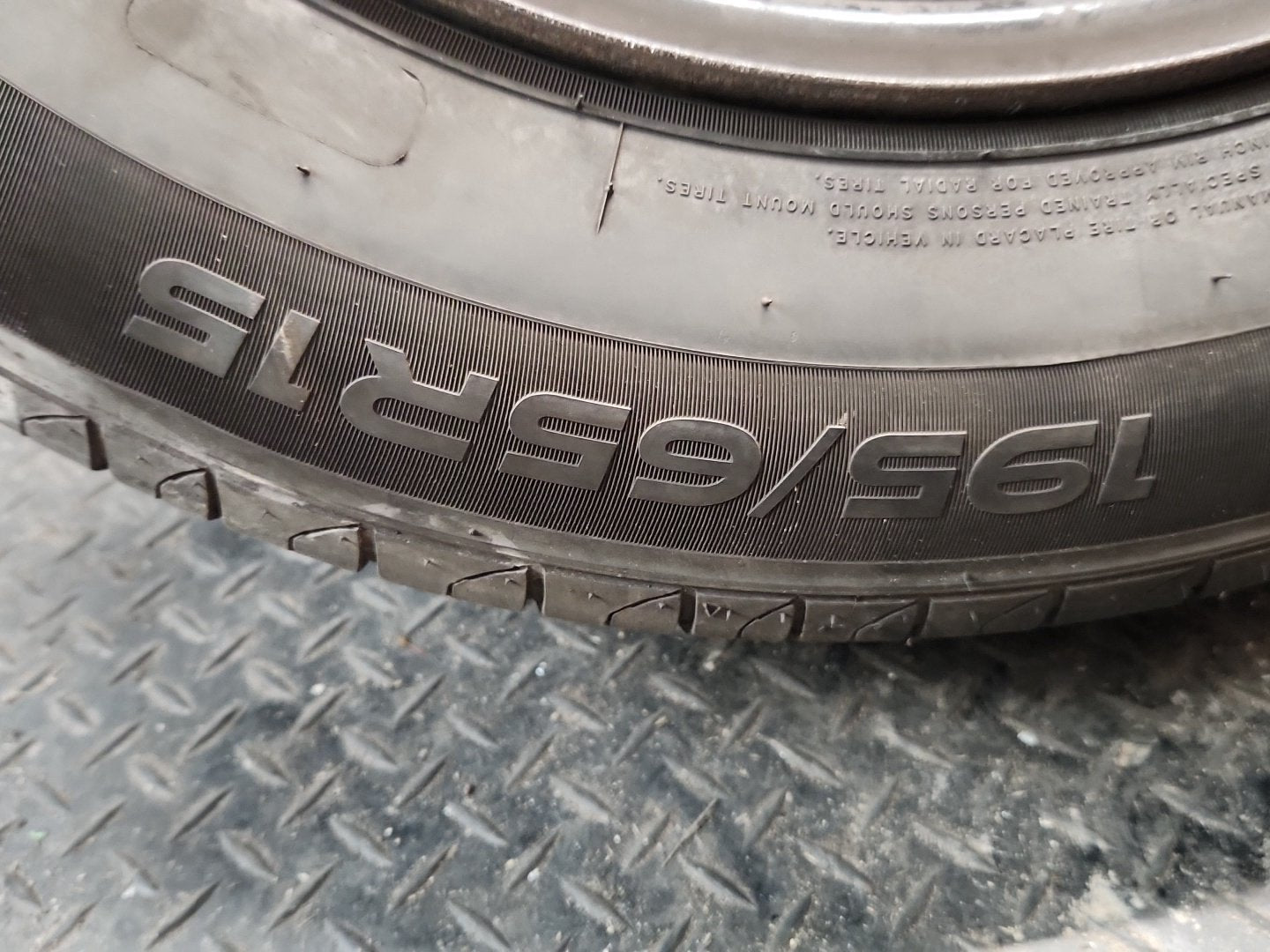Peugeot Partner B9 Cargo Van 15" Steel Wheel with Tyre ~5mm 195/65/15