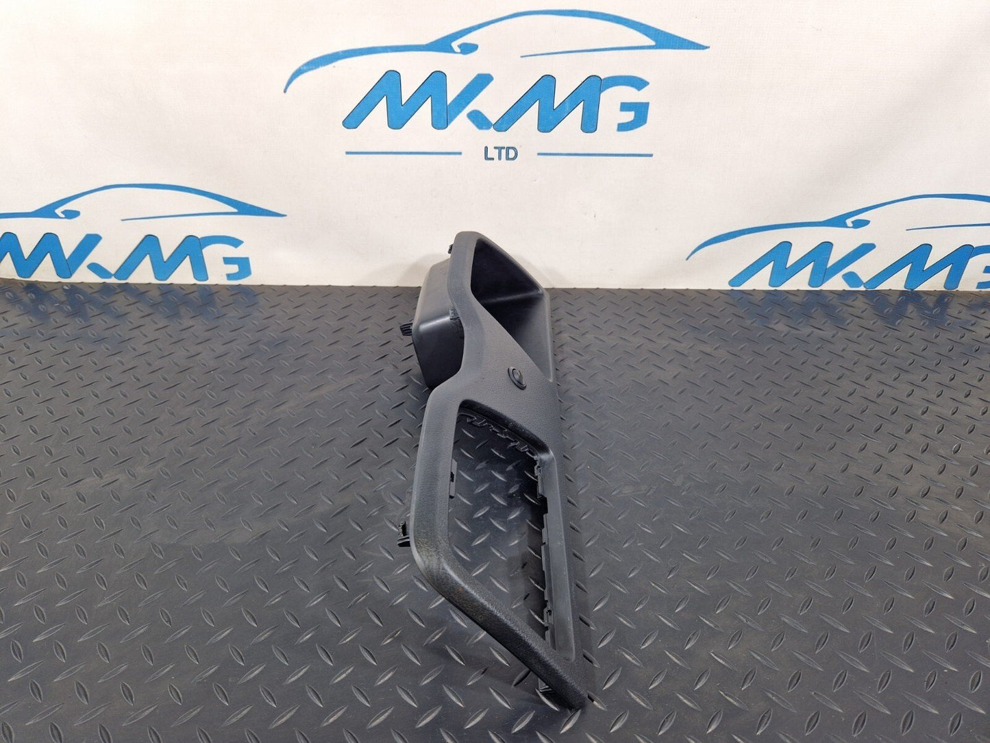 18-ON MERCEDES SPRINTER W907 W910 GEAR SHIFT SURROUNDING TRIM A9106833500