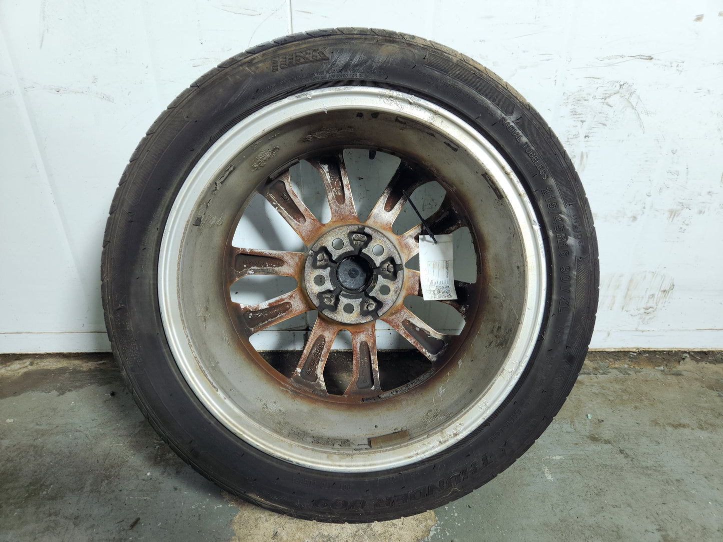 Seat Ibiza MK4 FL - 6J 16" Alloy Wheel with Tyre 215/45/16 ~4mm 6J0601025N