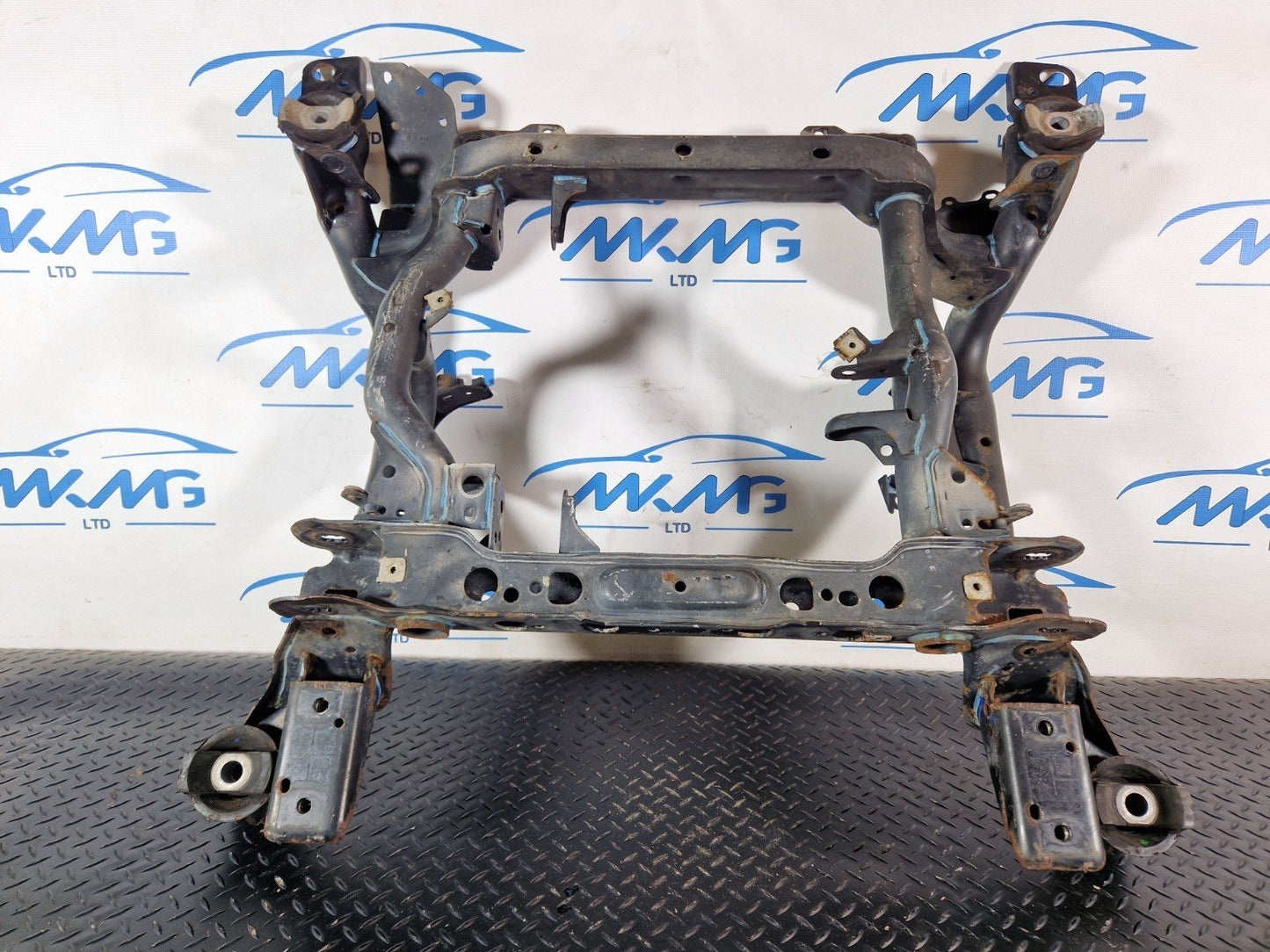 11-19 MERCEDES BENZ ML W166 GENUINE FRONT SUBFRAME A1663302000