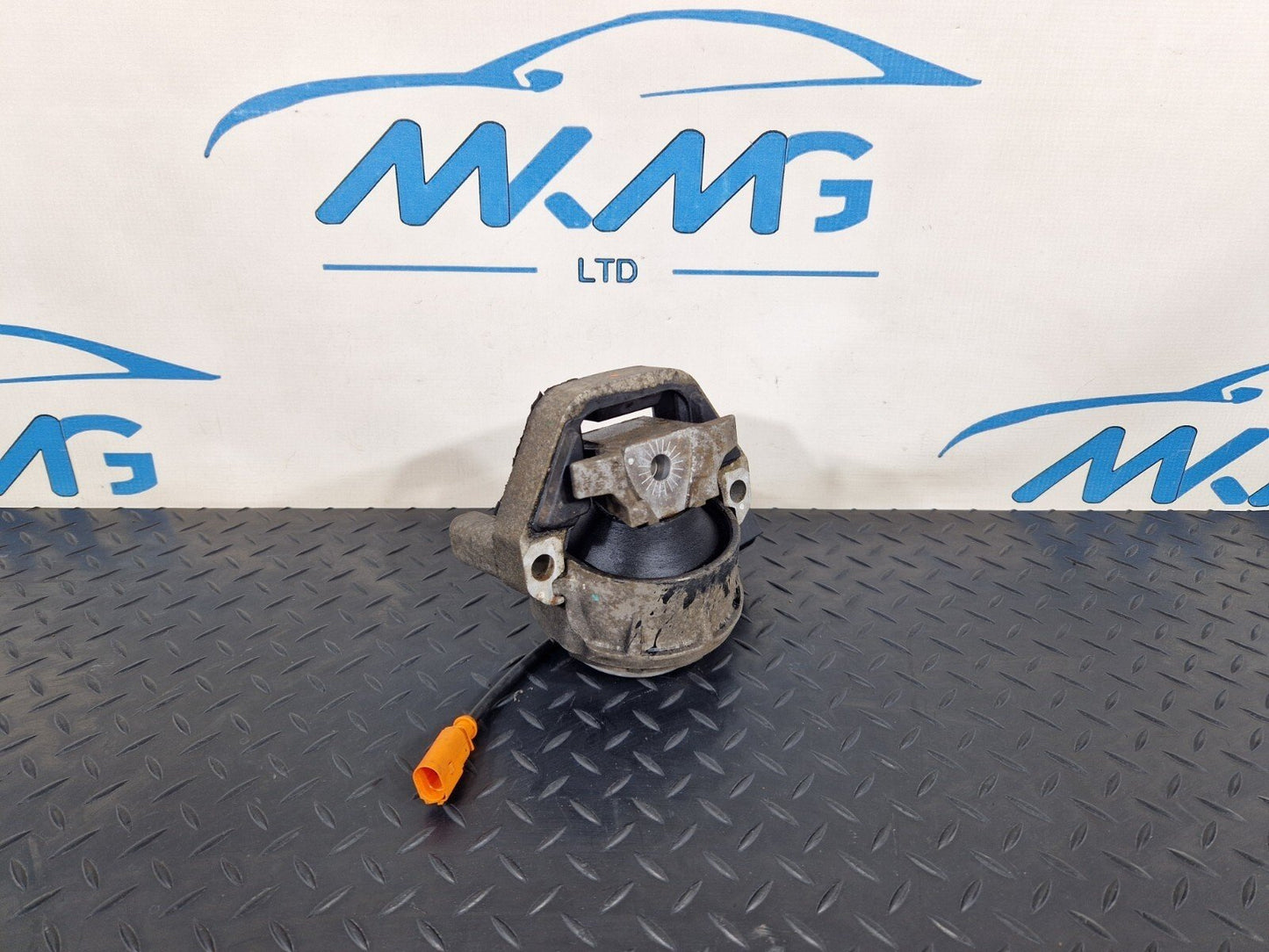 10-18 AUDI A7 4G S-LINE TRANSMISSION MOUNT MP5161