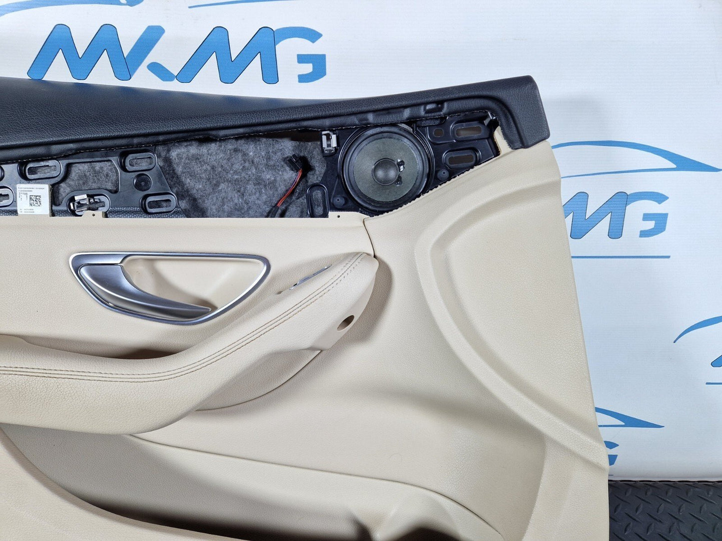 14-21 MERCEDES BENZ W205 FRONT LEFT PASSENGER OEM DOOR CARD PANEL A2228200202