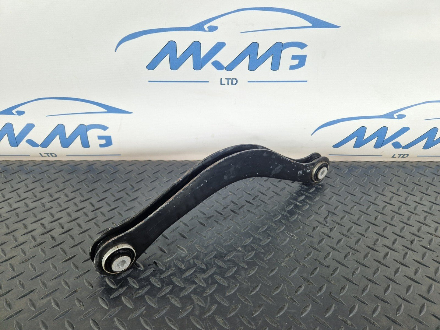 16-19 AUDI A4 AVANT B9 REAR LEFT N/S CONTROL ARM 8W0505397 8W0505371B