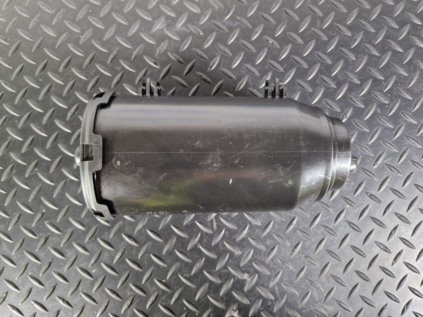 12-18 MERCEDES BENZ W176 OEM ACTIVE CHARCOAL FILTER A0004700559