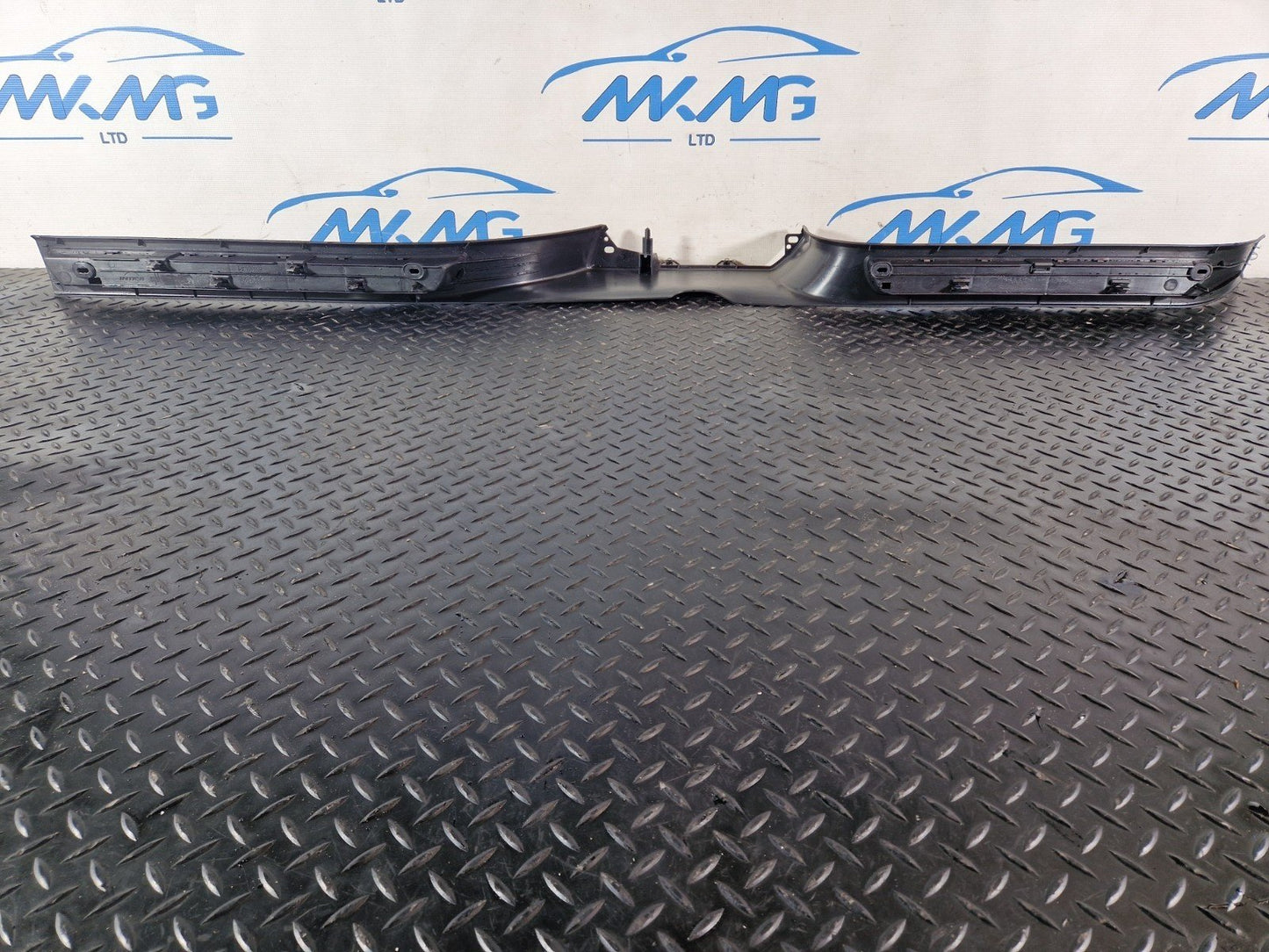 10-15 AUDI Q7 4L GENUINE LOWER LEFT PASSENGER SIDE N/S SILL TRIM 4L0853369